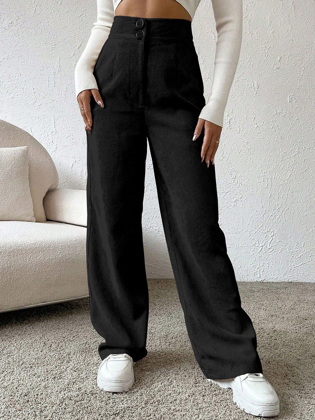 

RAJOVATI Women Loose Fit Pleated Trousers, Black