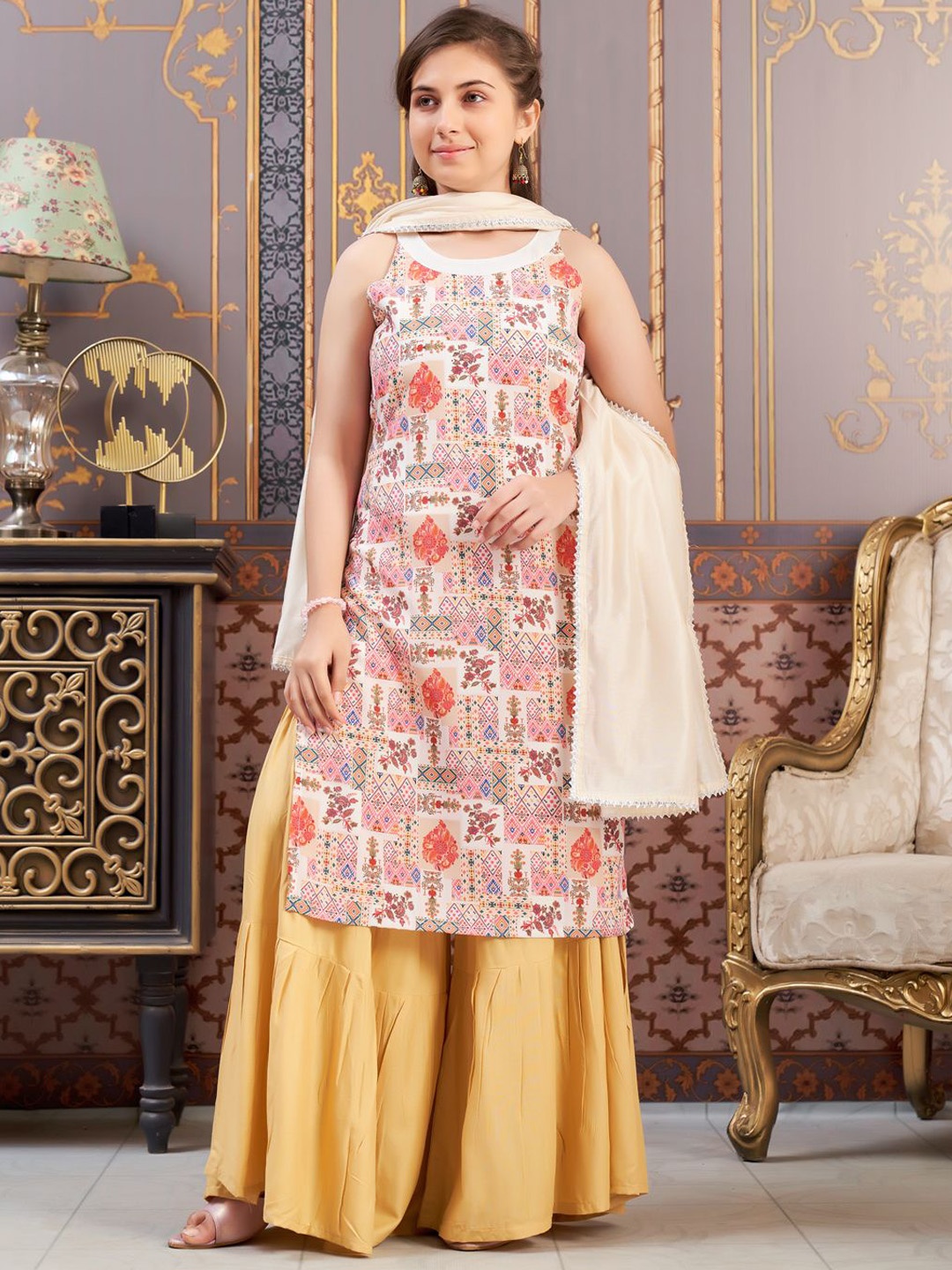 

Sangria Girls Abstract Printed Straight Kurta, Pink