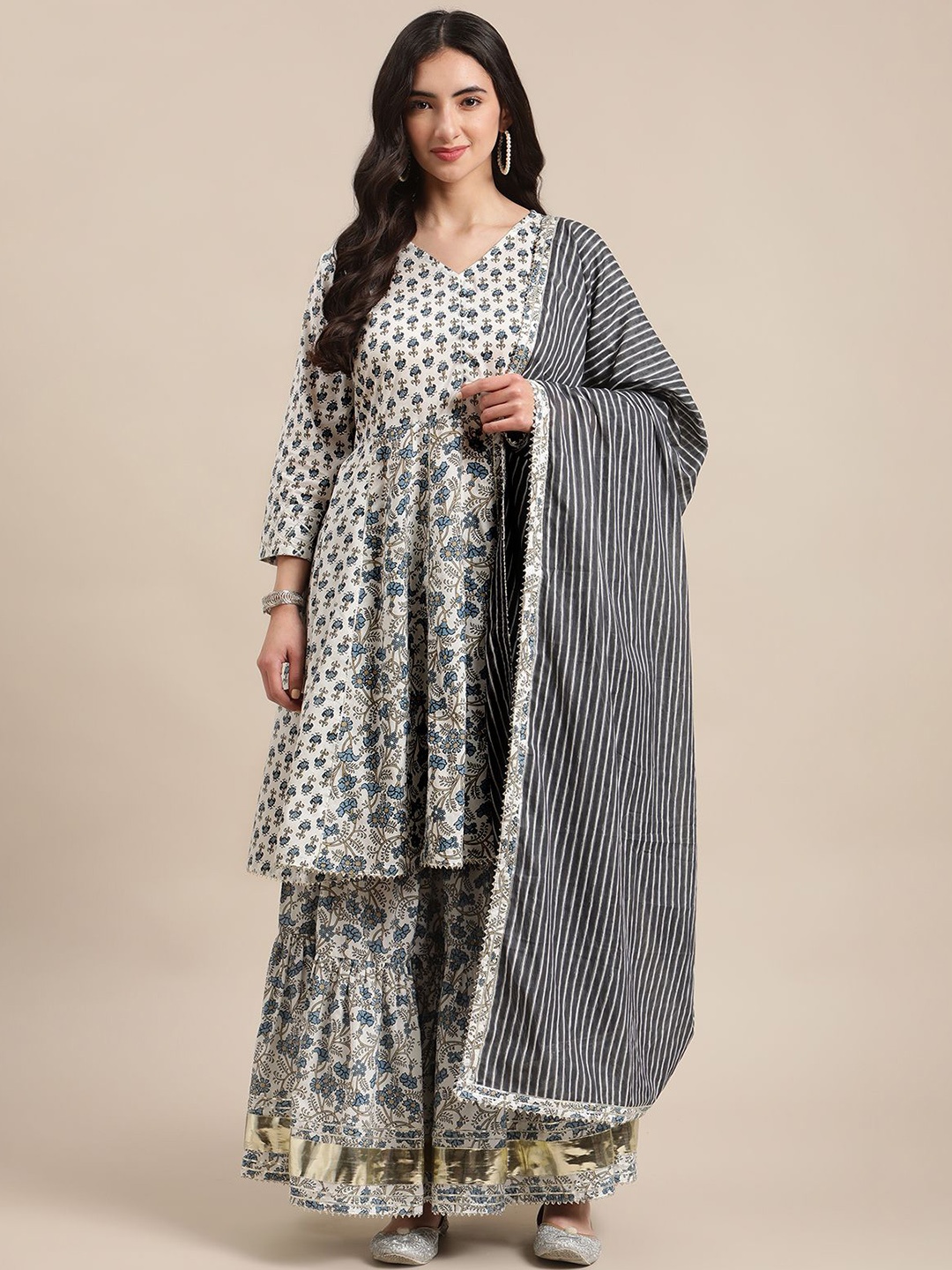 

DIVASTRI Floral Printed V-Neck Angrakha Pure Cotton Kurta With Sharara And Dupatta, Blue