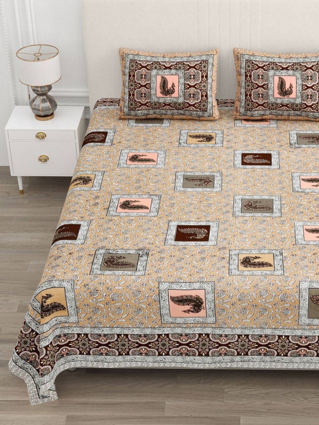 

Qfab Yellow Floral 250 TC King Bedsheet with 2 Pillow Covers