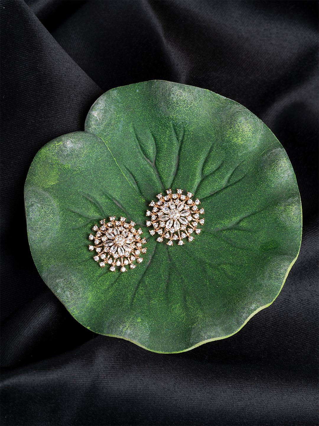 

HOUSE OF ARLI Floral Studs Earrings, Silver