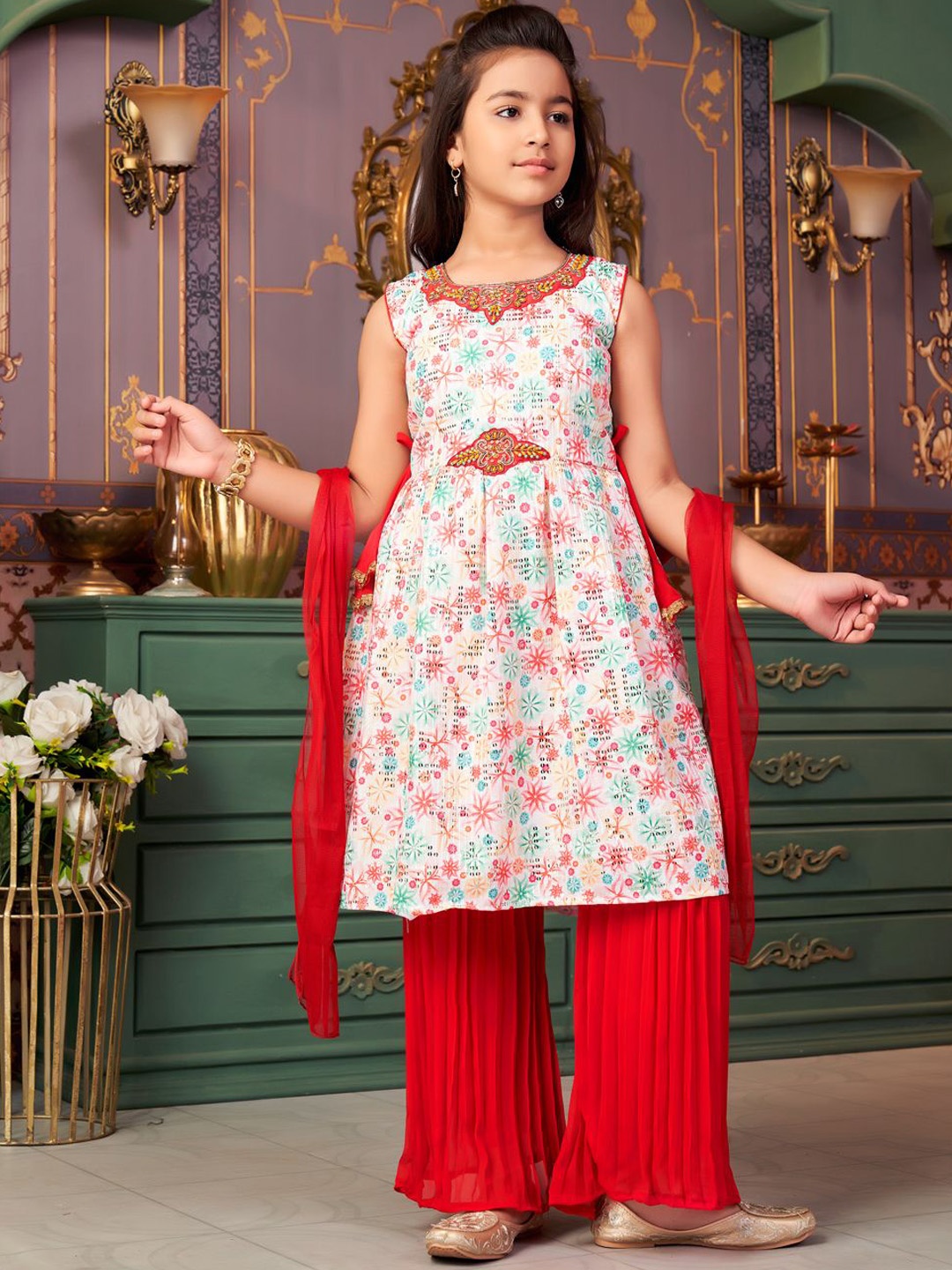 

BAESD Girls Floral Printed Round Neck Thread Work A-Line Kurta With Palazzos & Dupatta, White