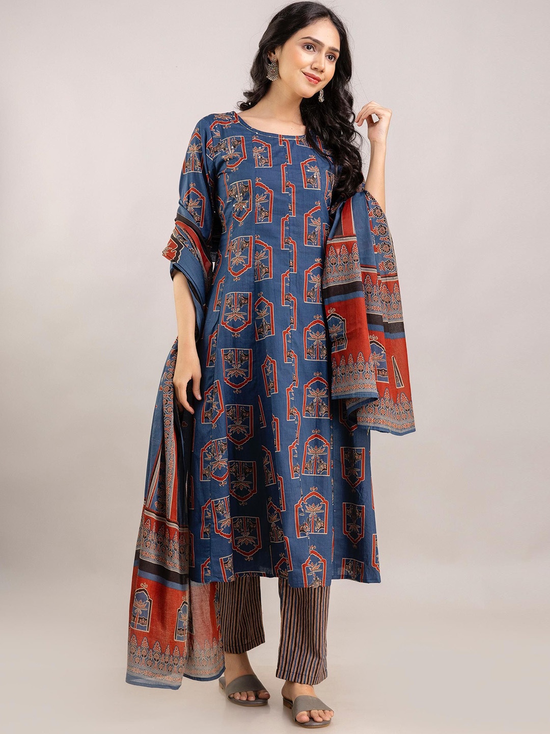 

krambica Kurta With Trousers & Dupatta, Blue