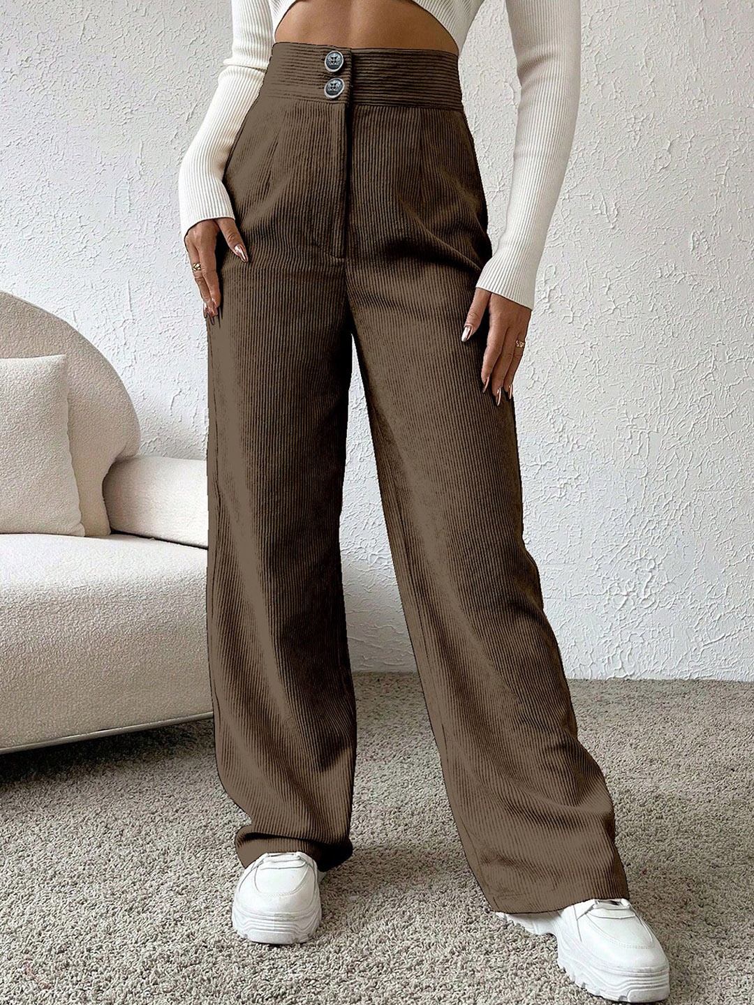 

RAJOVATI Women Loose Fit Pleated Trousers, Brown