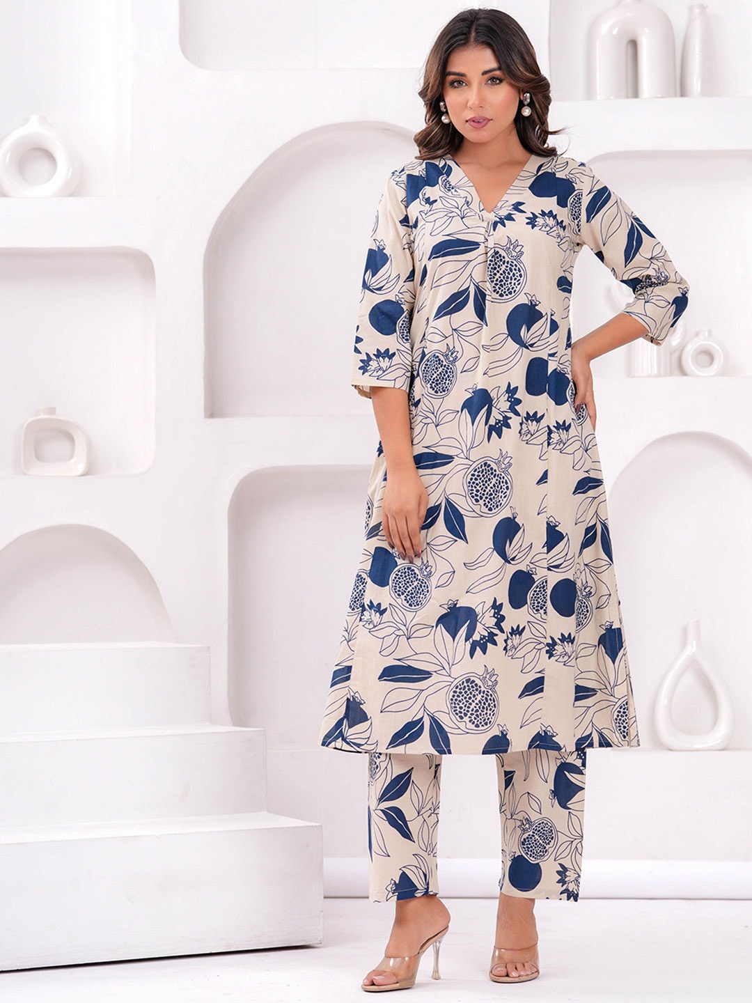 

Nayo Printed Pure Cotton Top & Trousers Co-Ords, Beige