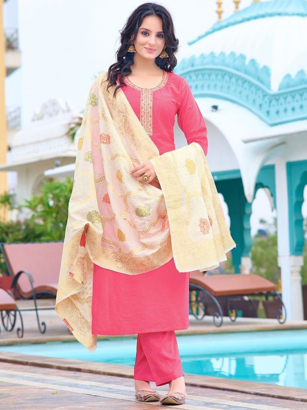

TOOCHKI Women Yoke Design Regular Chanderi Silk Kurta with Trousers & With Dupatta, Pink