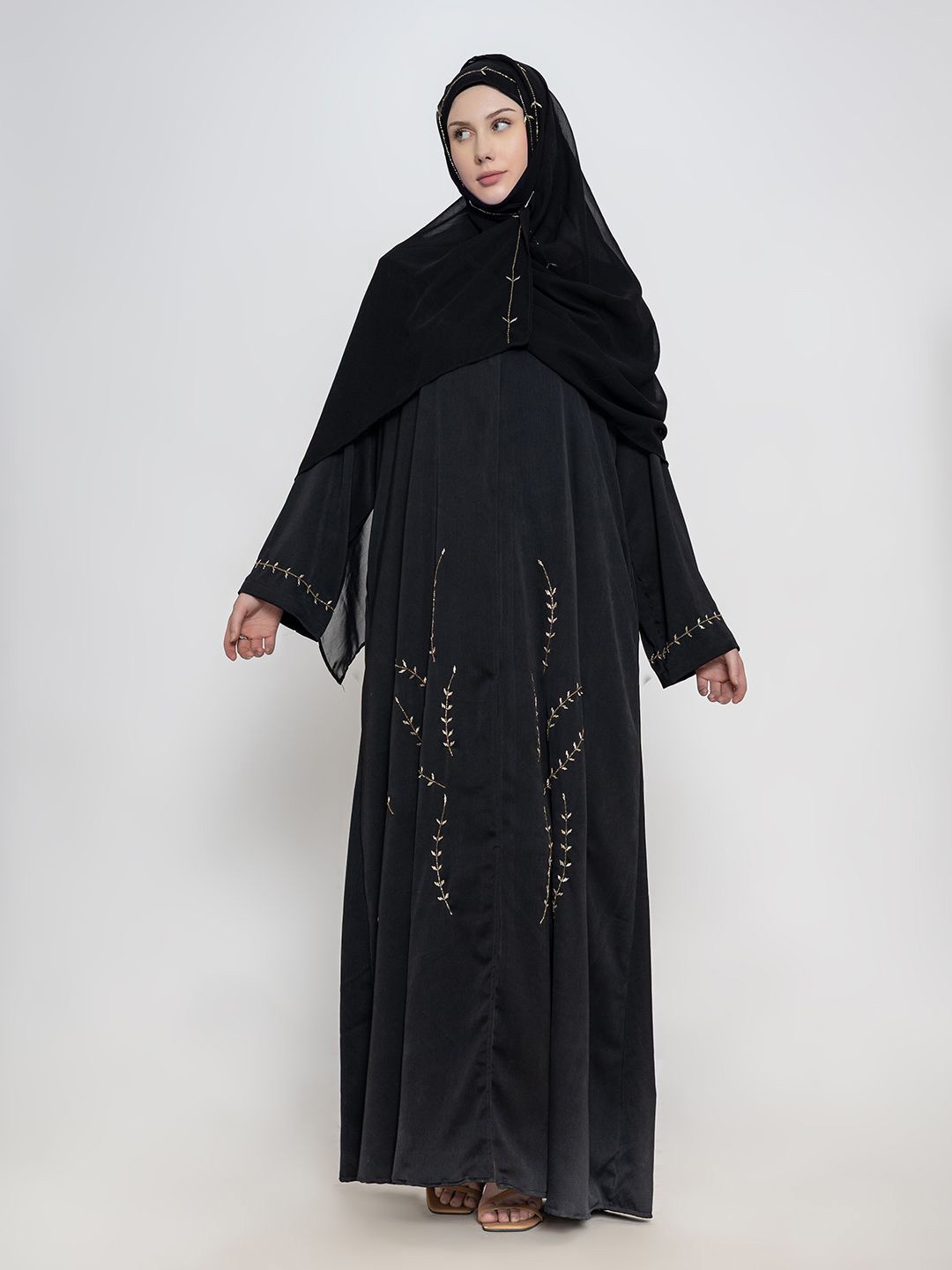 

SANASH Collections Women Embroidered Round Neck Abaya With Scarf, Black