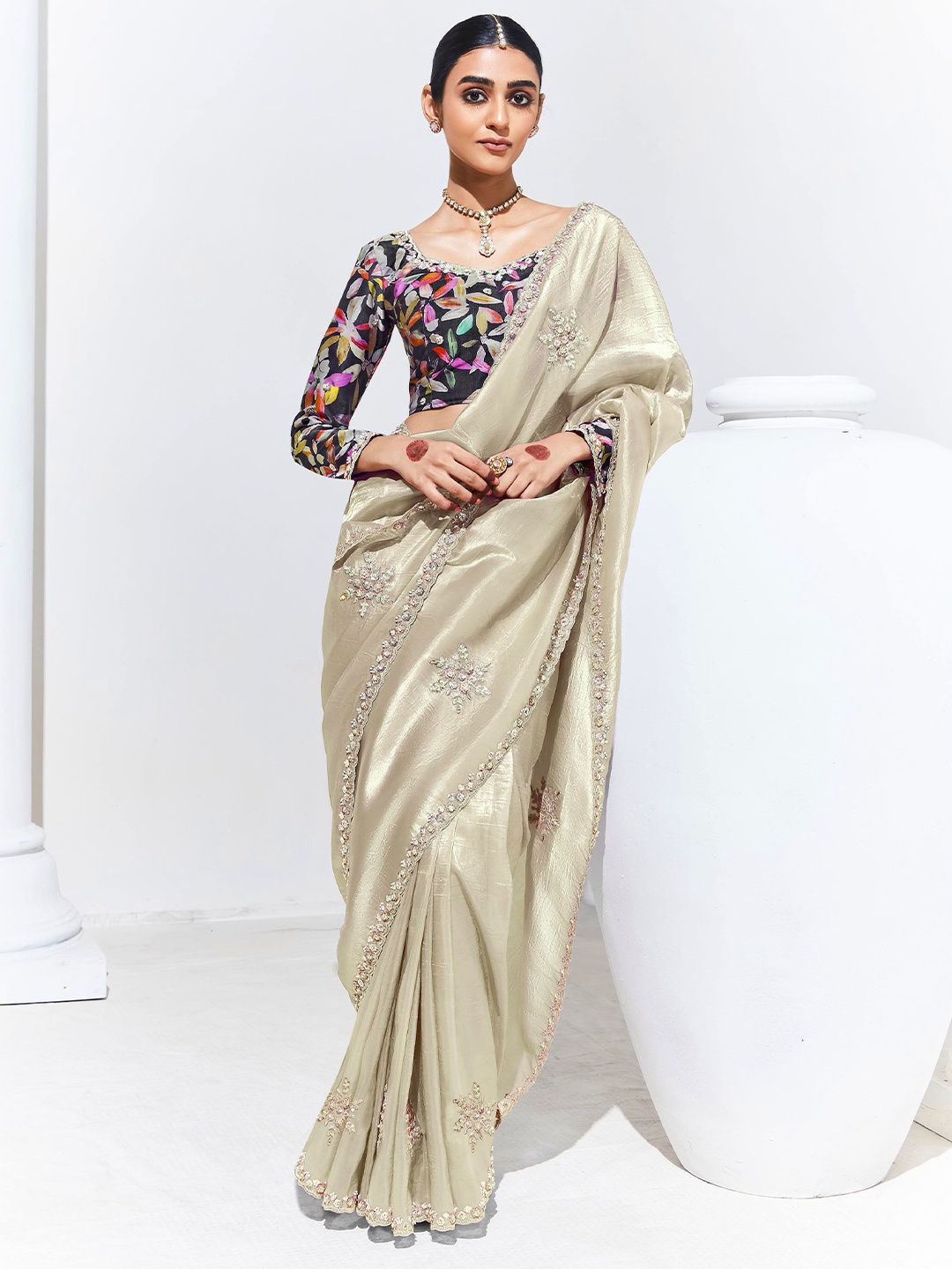 

House of D&S Pure Silk Saree, Gold