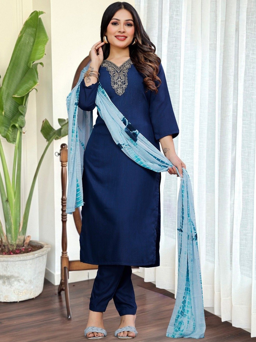

TOOCHKI Women Yoke Design Regular Kurta with Palazzos & With Dupatta, Navy blue