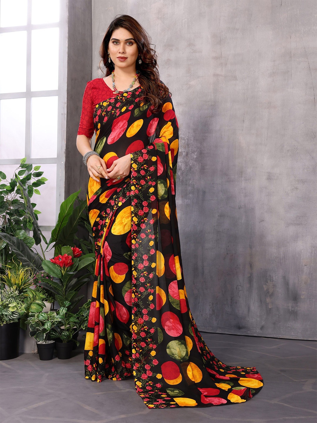 

Nirmohi Fashion Geometric printed Saree, Black