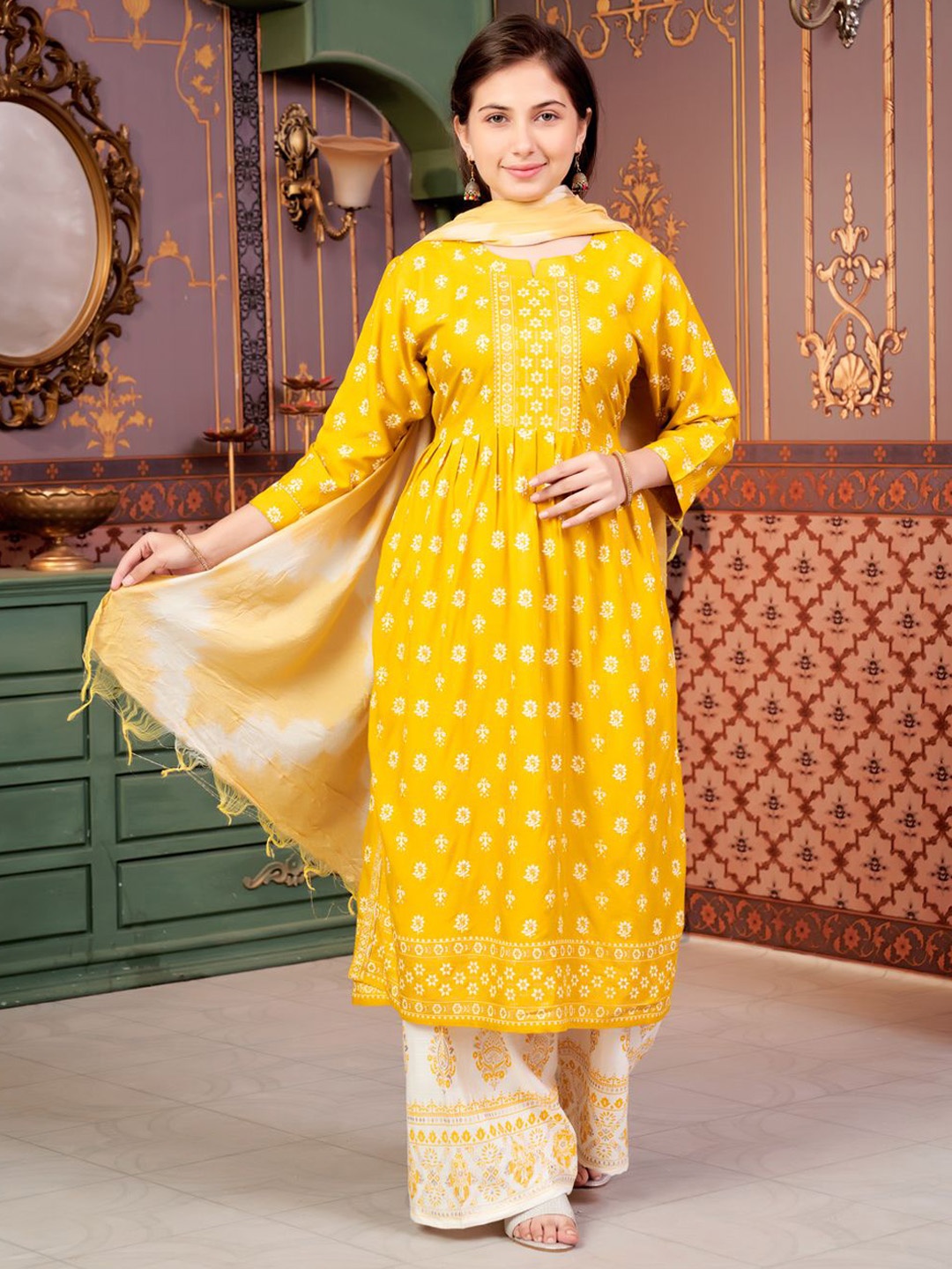 

Sangria Girls Printed Round Neck Kurta Palazzo & Dupatta Sets, Yellow