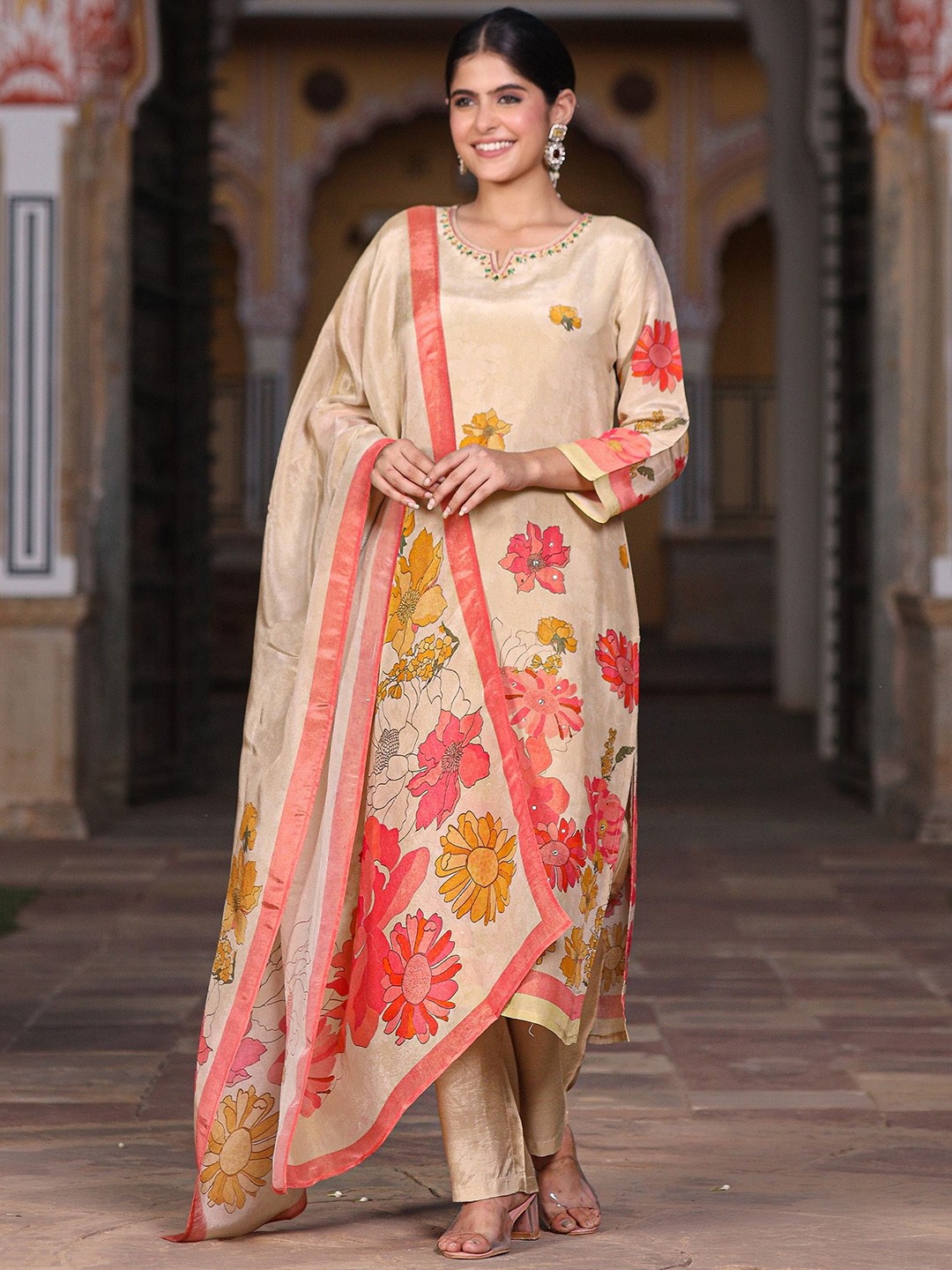 

HOUSE OF MORA Floral Printed Beads & Stones Notch Neck Kurta with Trousers & Dupatta, Cream