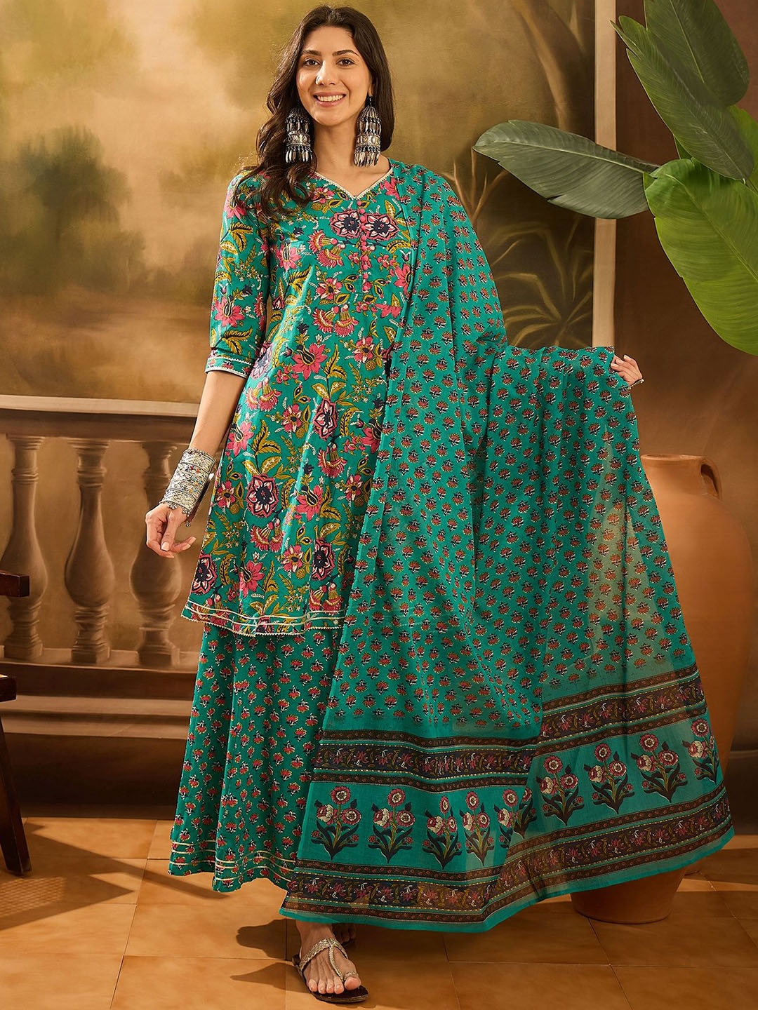 

Sangria Printed Pure Cotton Kurta Palazzo With Dupatta, Green
