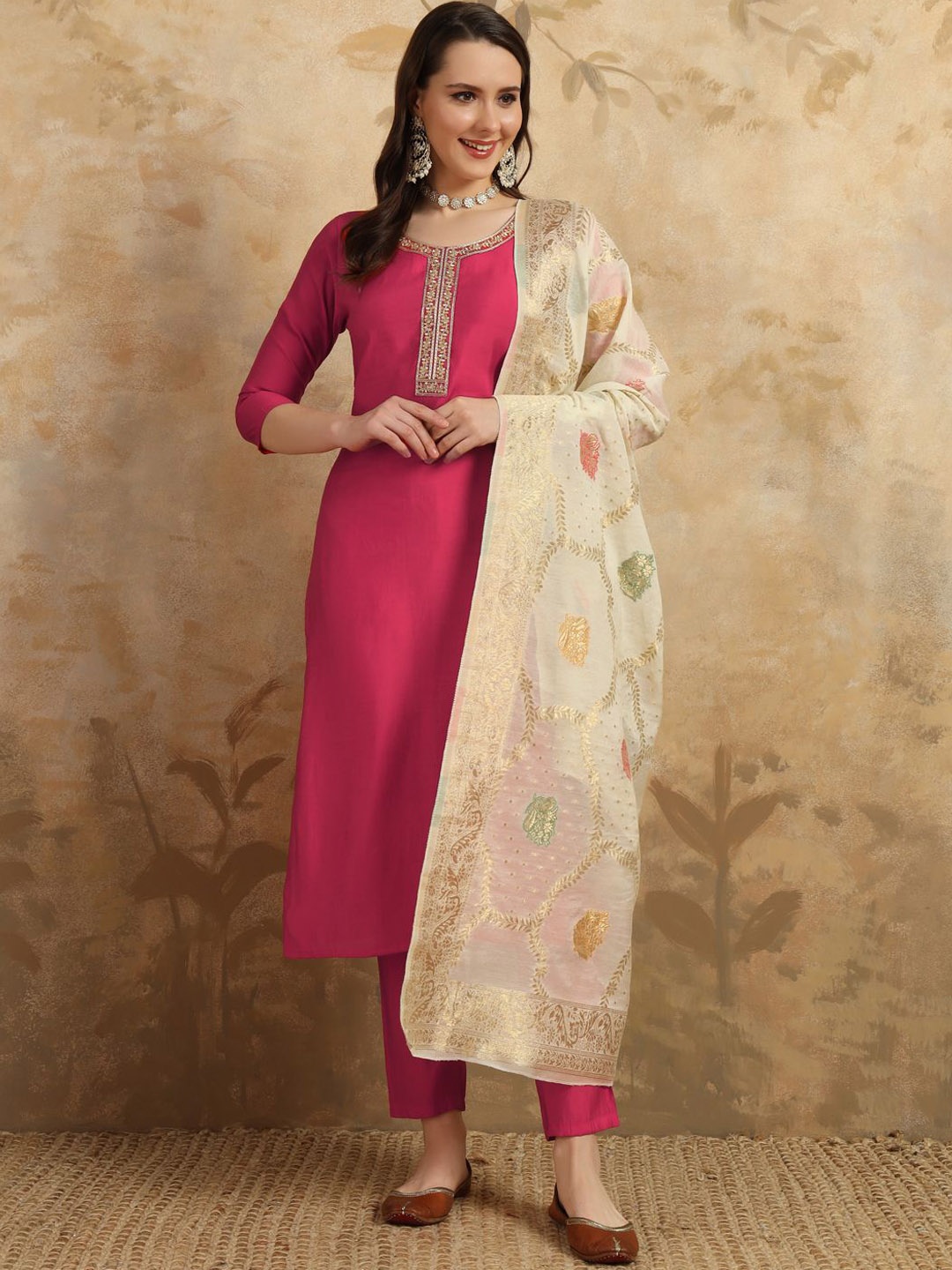 

TOOCHKI Women Yoke Design Regular Chanderi Silk Kurta with Trousers & With Dupatta, Pink