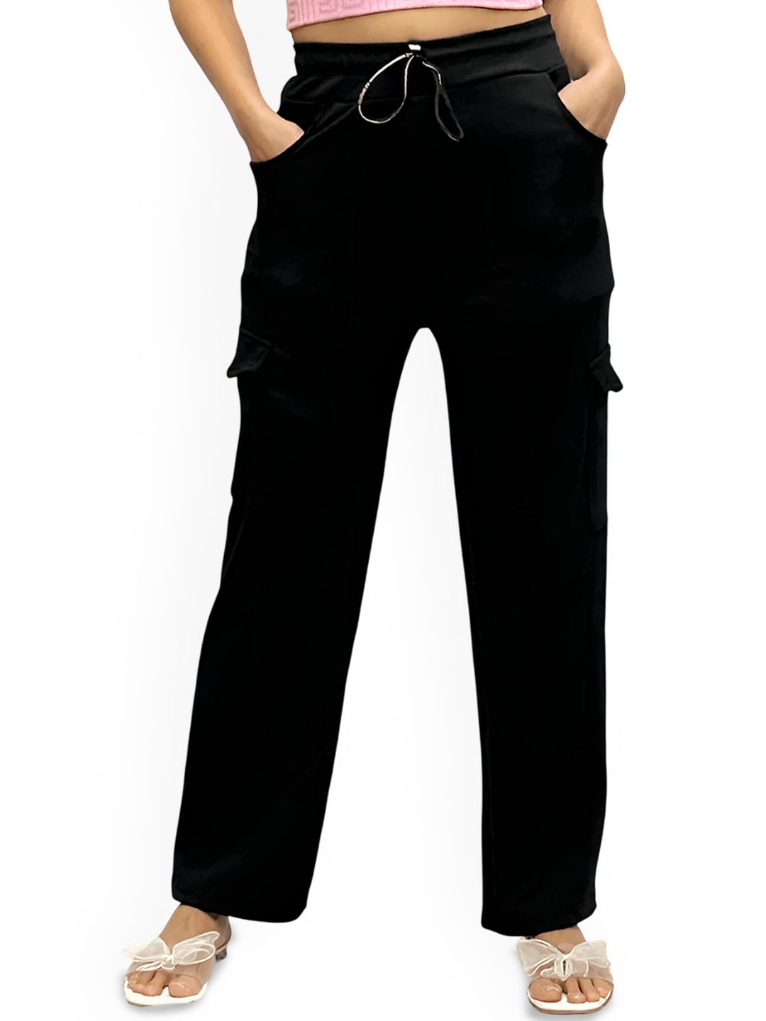 

MULTIWA Women Classic High-Rise Cargos Trousers, Black