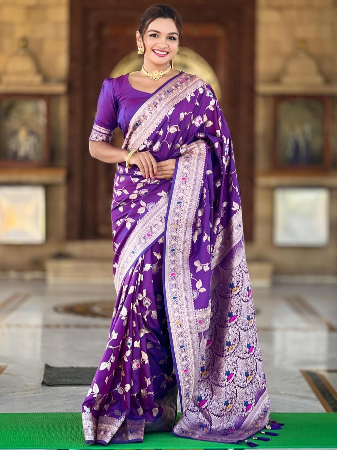 

Florence Pure Silk Woven Design Zari Kanjeevaram Saree, Purple