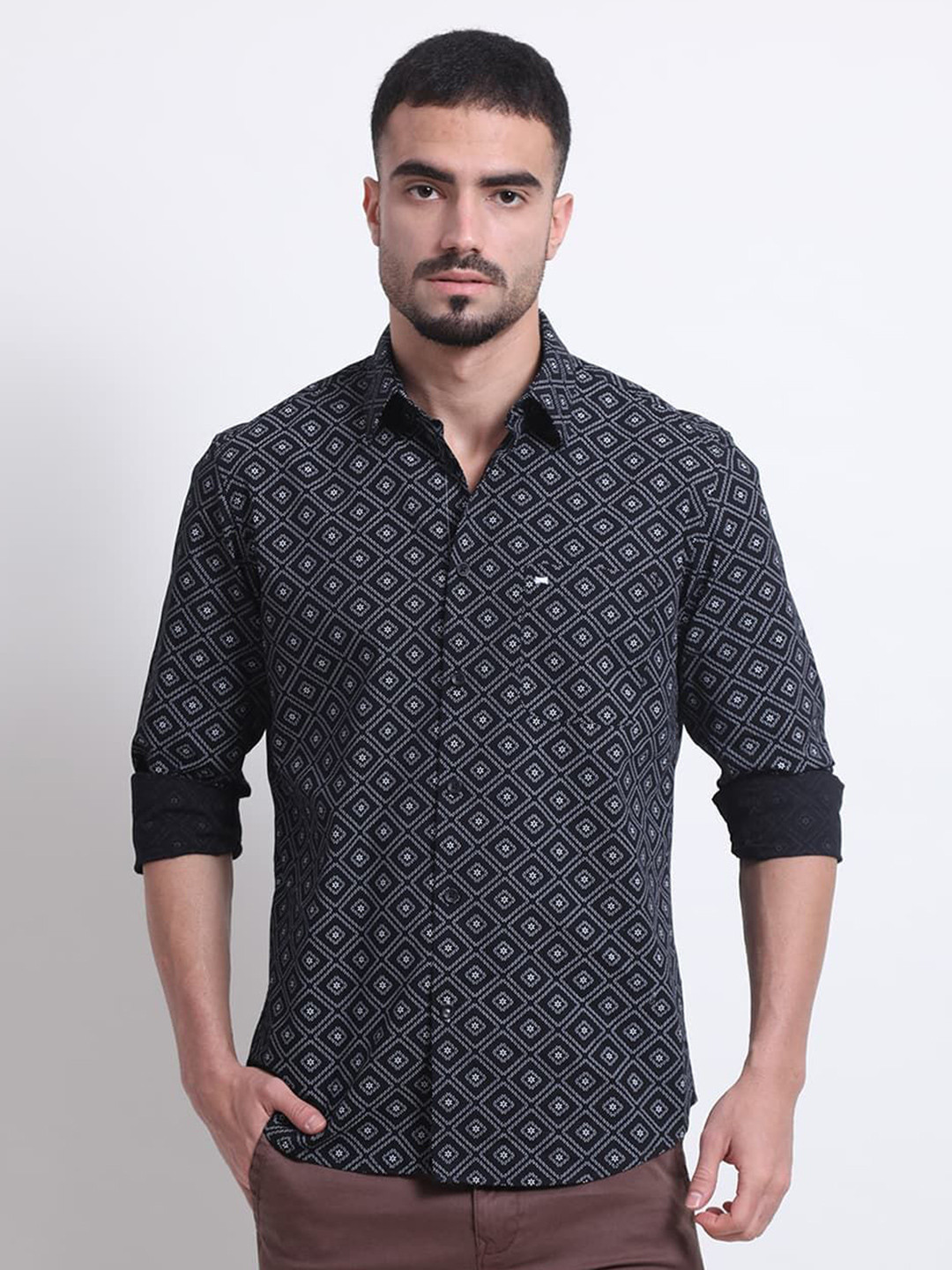 

Basics Men Slim Fit Spread Collar Floral Printed Cotton Casual Shirt, Black