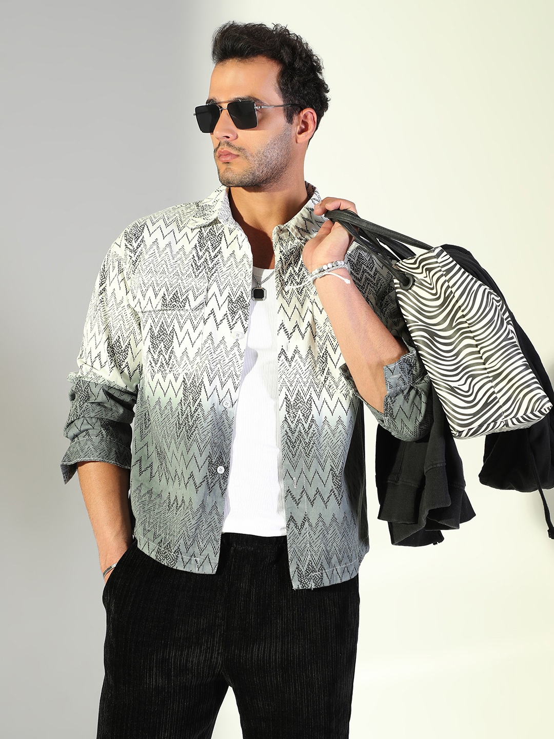 

SHOWOFF Chevron Spread Collar Cotton Long Sleeve Shacket, White