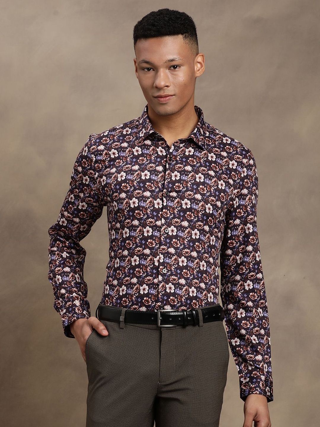 

Turtle Men Classic Slim Fit Spread Collar Floral Printed Cotton Party Shirt, Purple