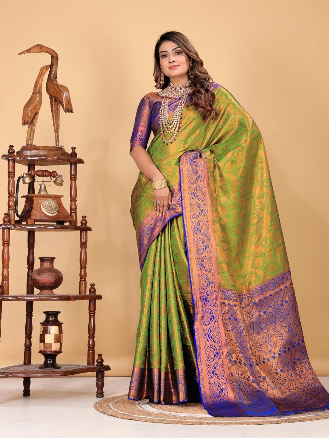 

jayant creation Woven Design Zari Banarasi Saree, Lime green