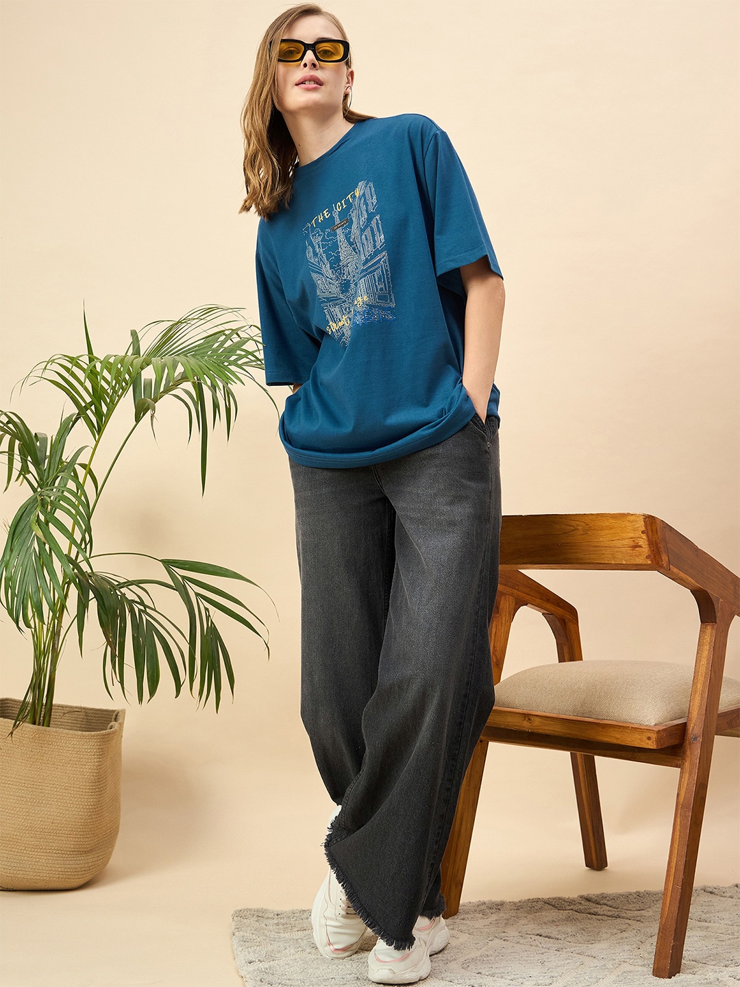 

Mast & Harbour Women Printed Drop-Shoulder Sleeves T-shirt, Turquoise blue