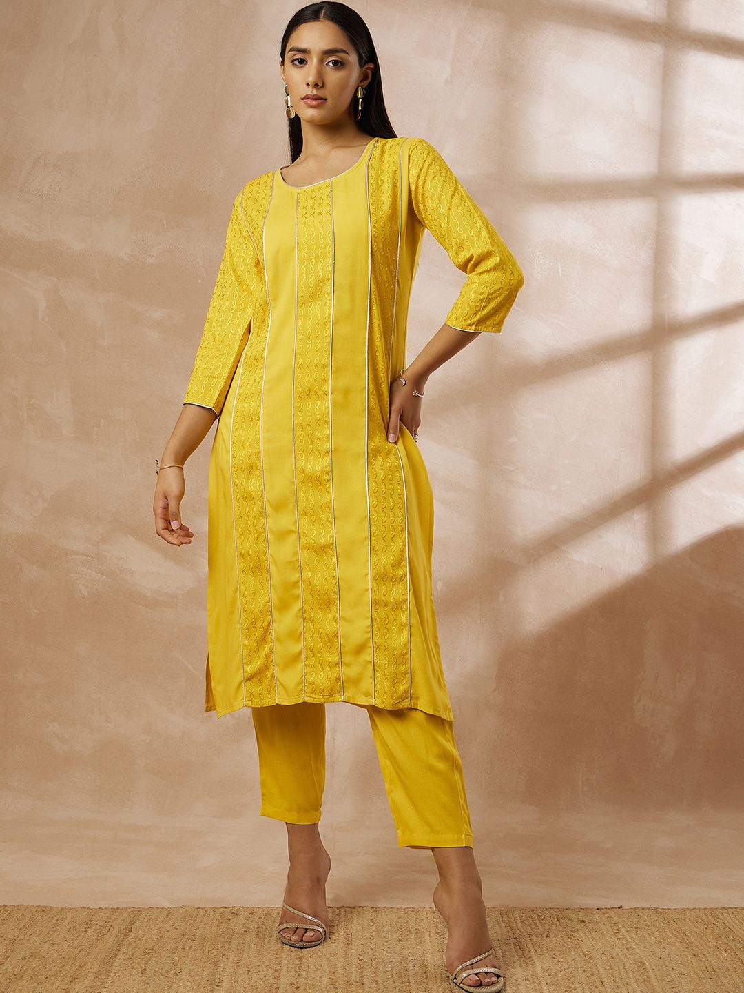 

HERE&NOW Floral Embroidered Thread Work Straight Kurta With Trouser, Mustard