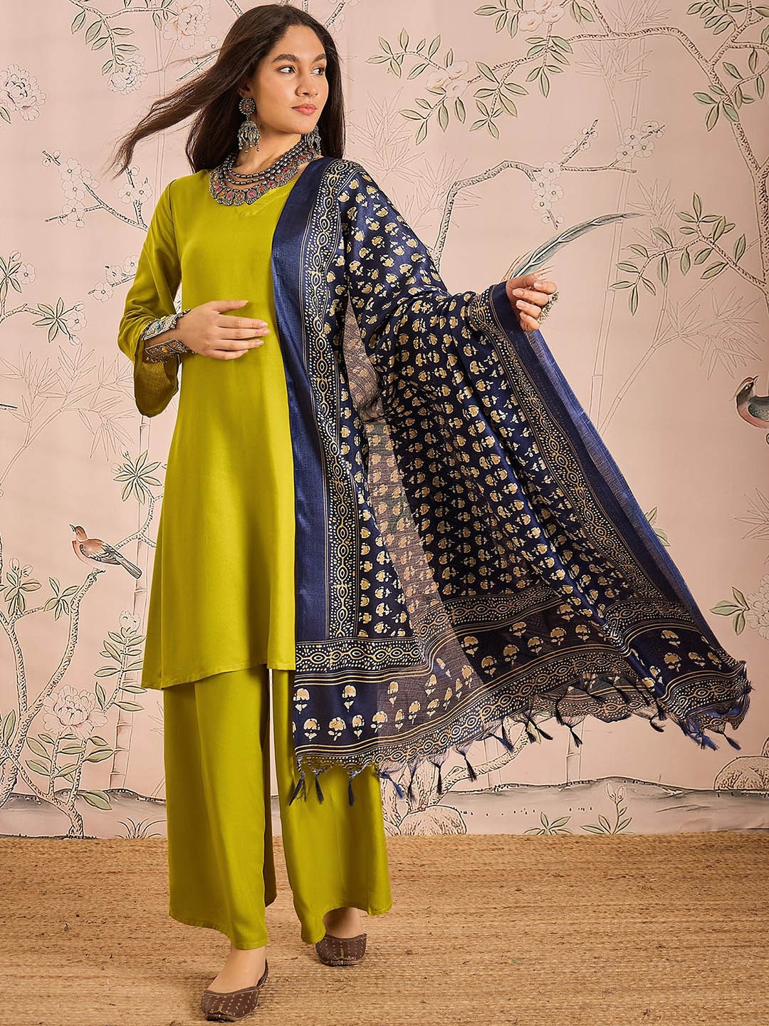 

InWeave Women Regular Kurta with Palazzos & With Dupatta, Yellow