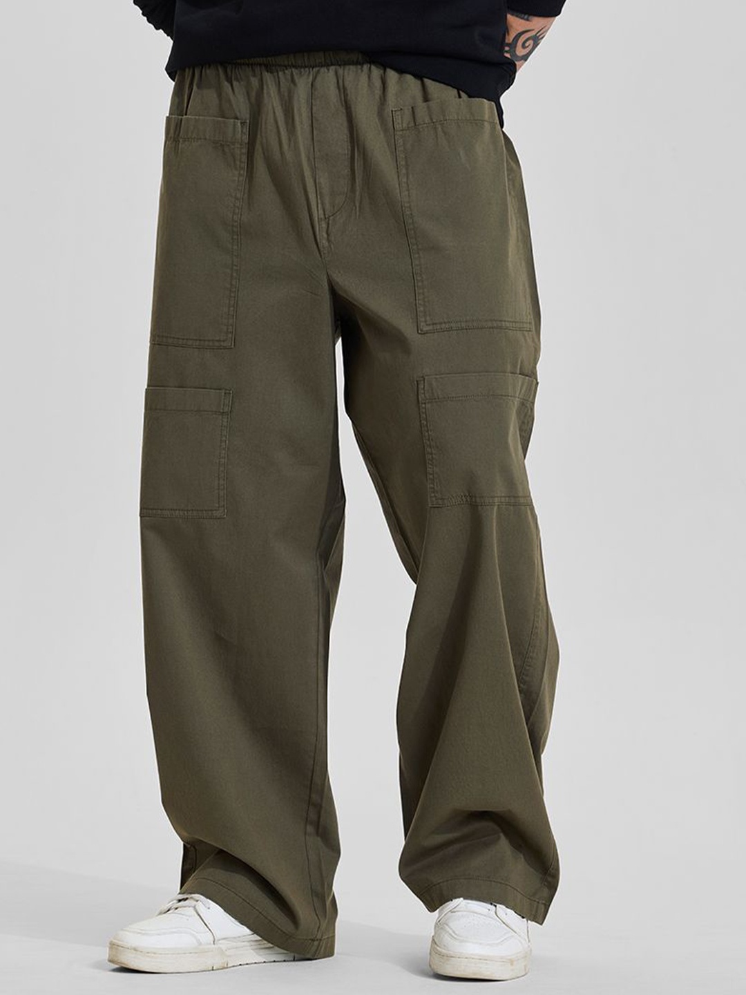 

Snitch Men Loose Fit Cargos Trousers, Olive