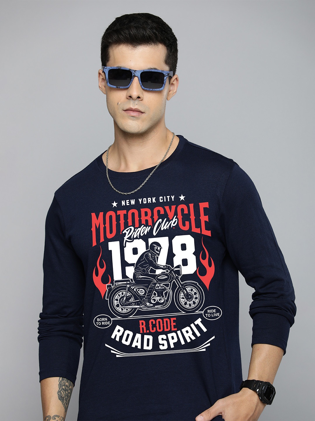 

R.Code by The Roadster Life Co. Men Printed Raw Edge T-shirt, Navy blue