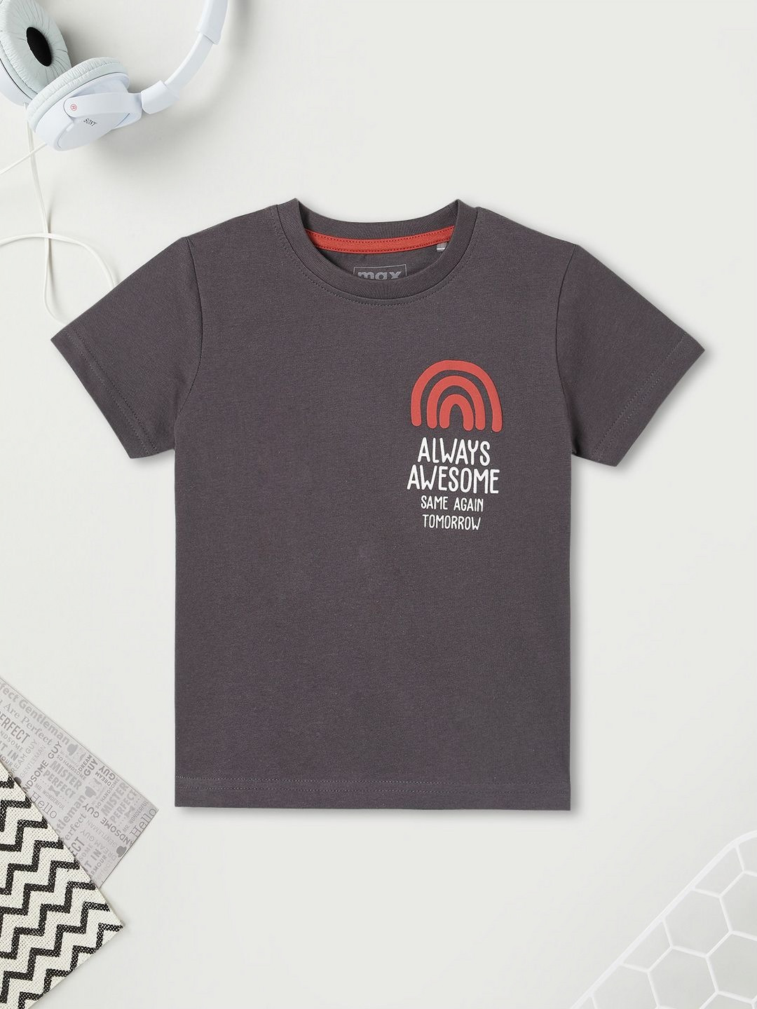 

max Boys Typography Applique T-shirt, Grey