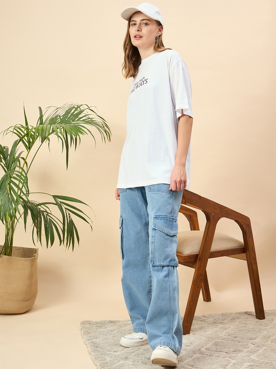 

Mast & Harbour Women Printed Drop-Shoulder Sleeves T-shirt, White