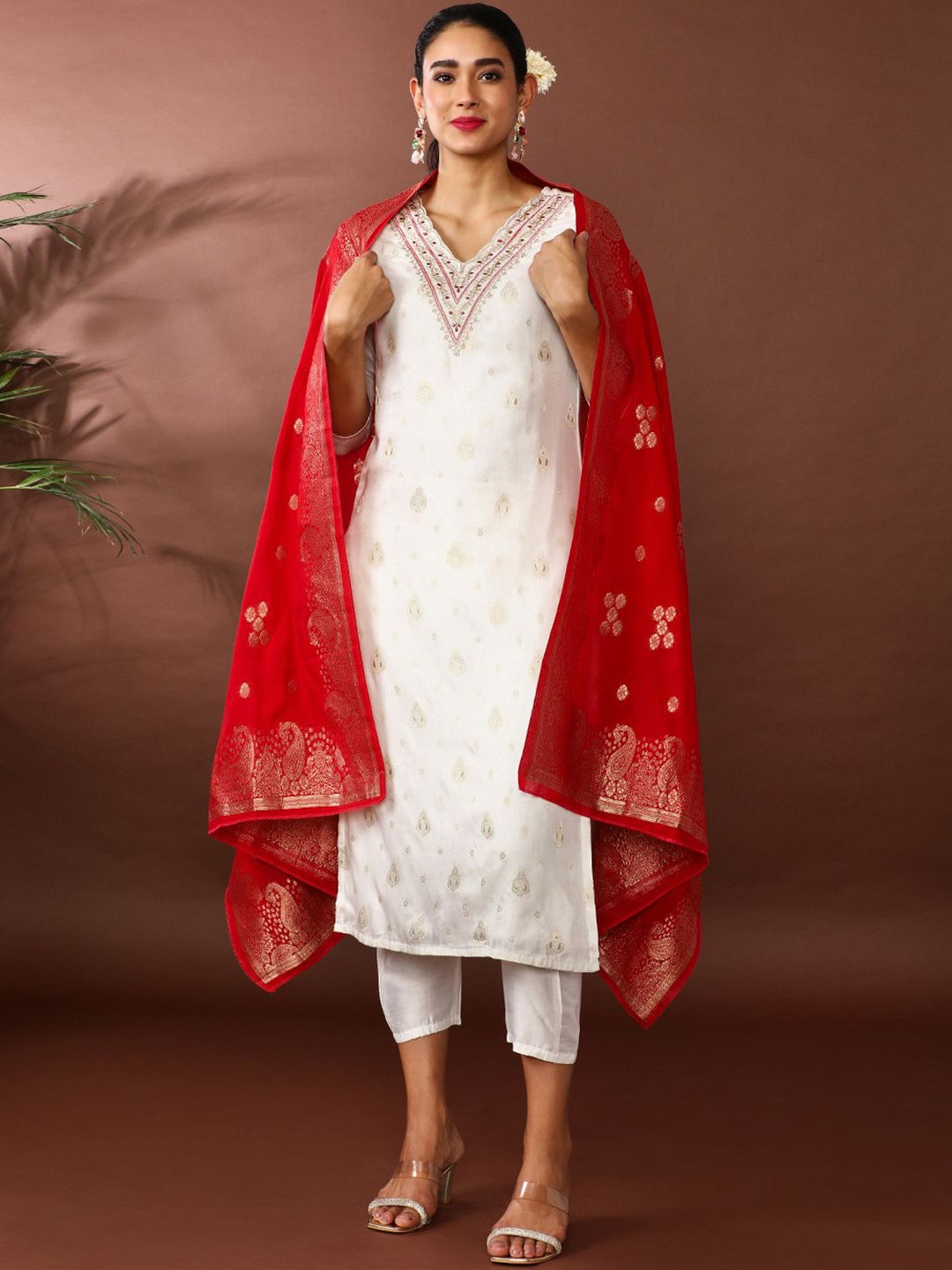 

Jaipur Kurti Floral Woven Design Sequinned Kurta With Trousers & Dupatta, White