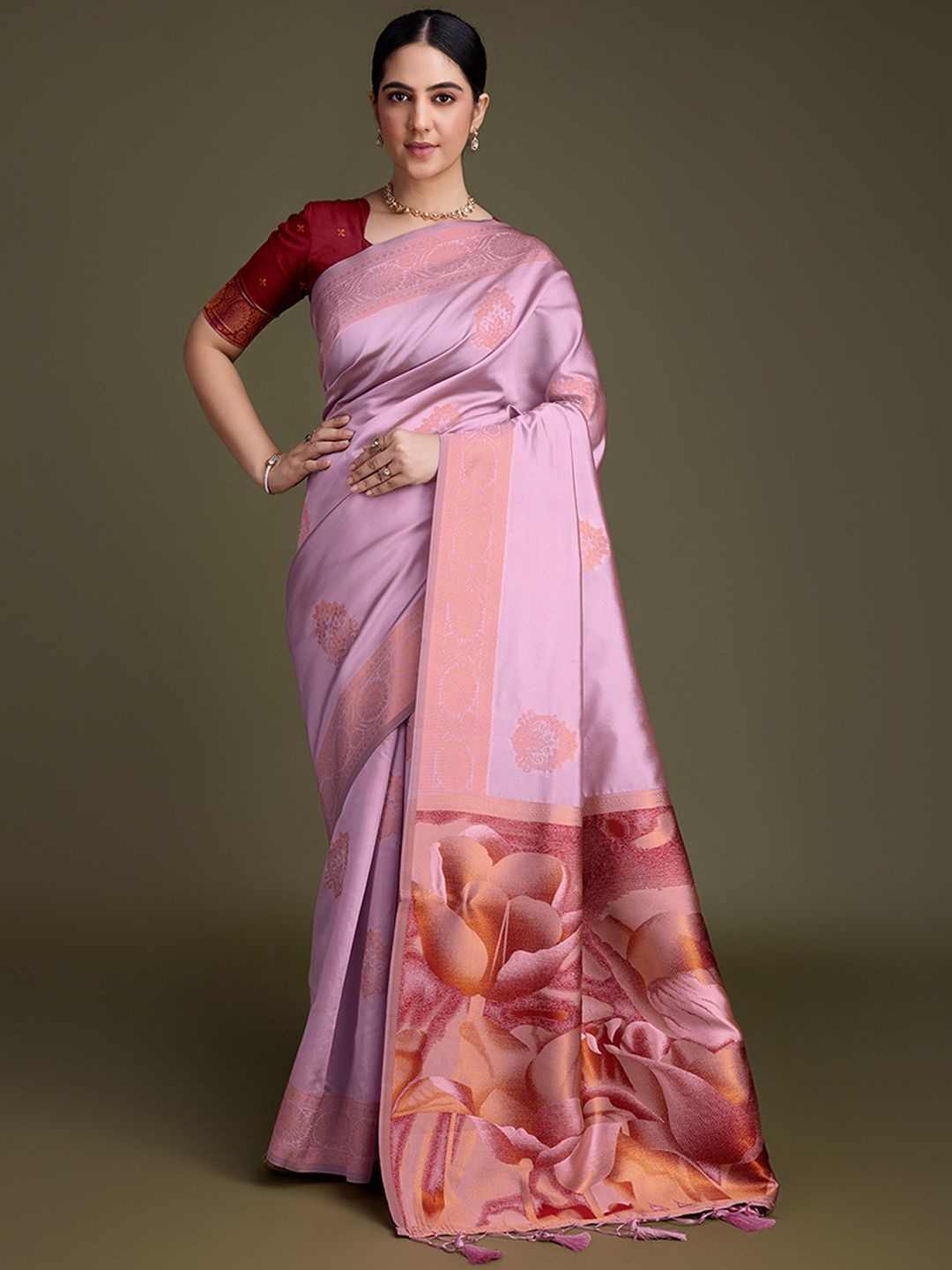 

Peachmode Floral Woven Design Zari Banarasi Silk Saree With Unstitched Blouse Piece, Purple