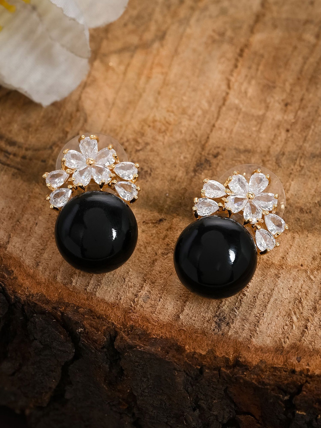 

Designbox Cubic Zirconia Studded Contemporary Shaped Studs, Black