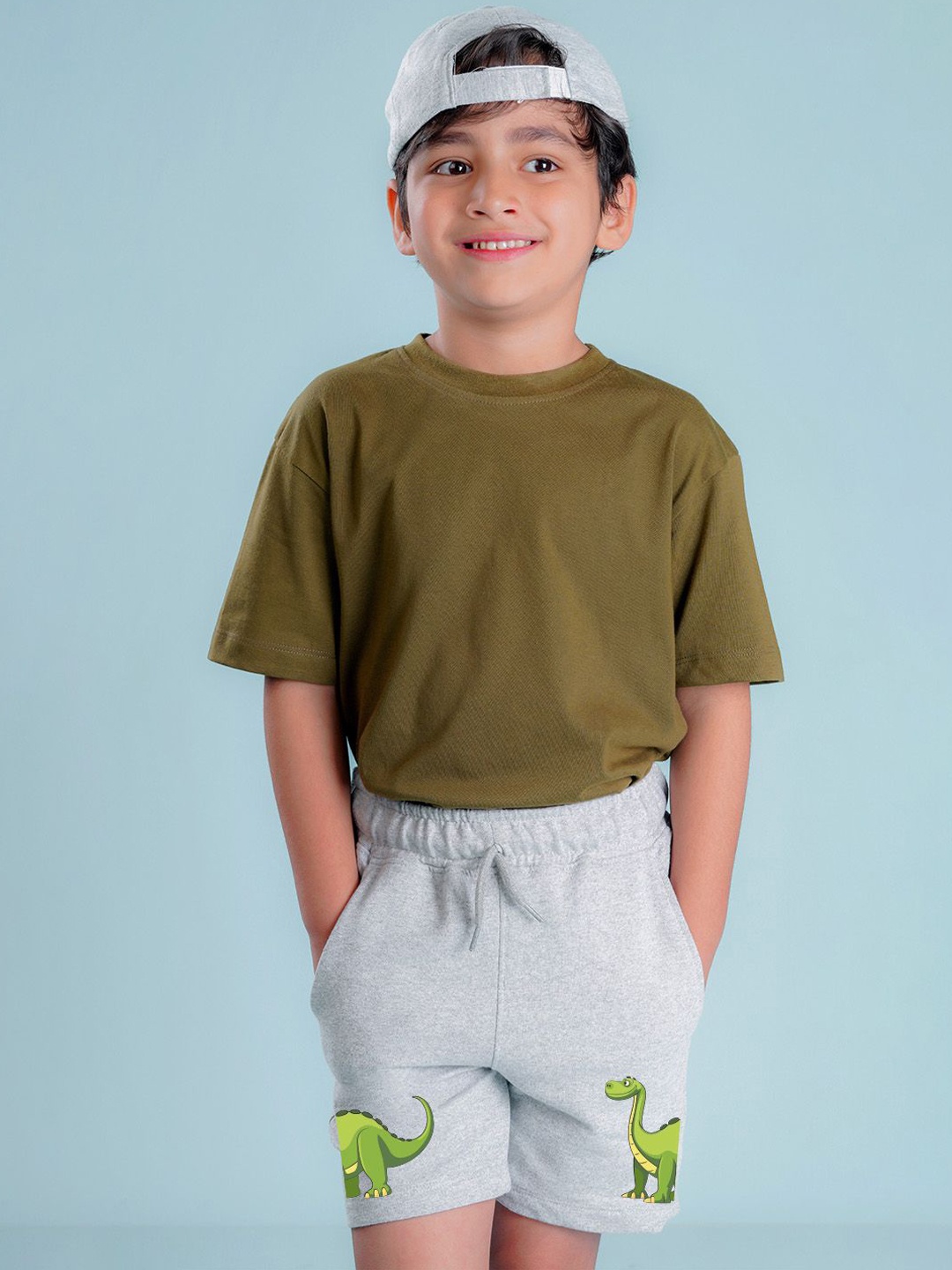 

NUSYL Boys Printed Regular Fit Mid-Rise Cotton Shorts, Grey