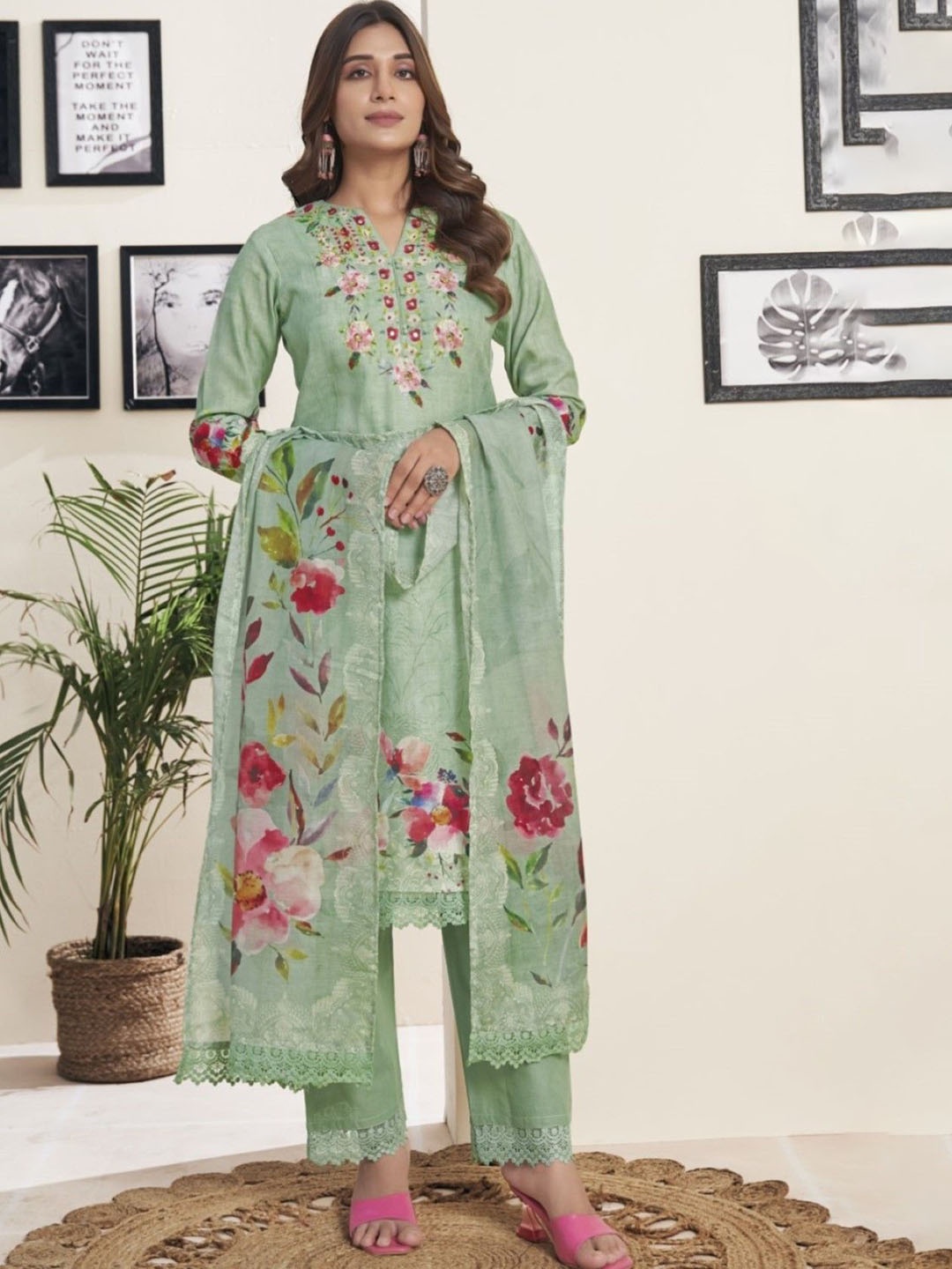 

AUTUMN LANE Eliza Shamrock Floral Printed Pure Cotton Kurta with Trouser & Dupatta, Green