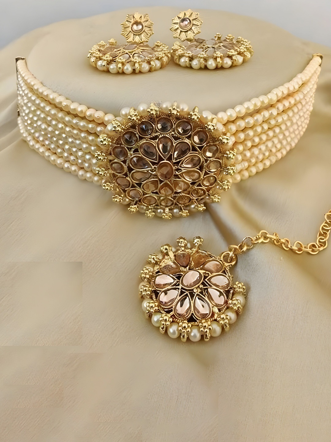 

JMBW INTERNATIONAL Set Of 2 Gold Plated Stone Studded & Beaded Jewellery Sets