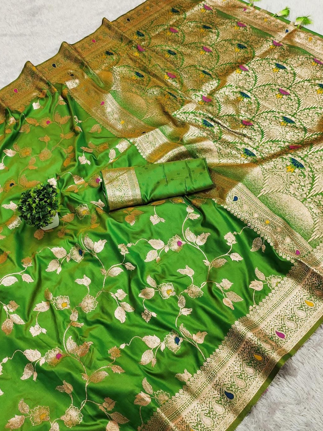 

Florence Floral Woven Design Zari Pure Silk Kanjeevaram Saree, Olive