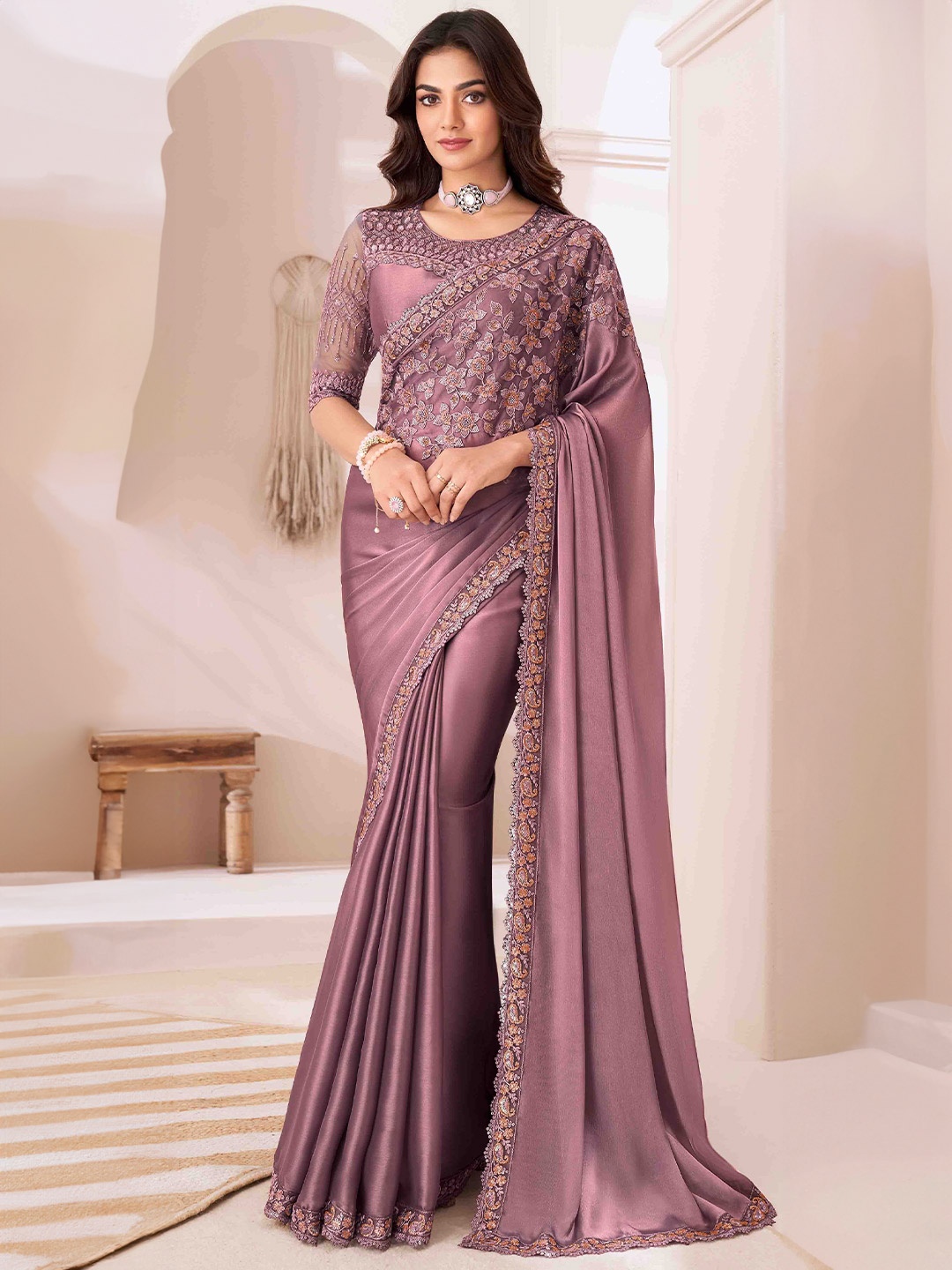 

DIVASTRI Women Embroidered Pure Georgette Saree, Mauve