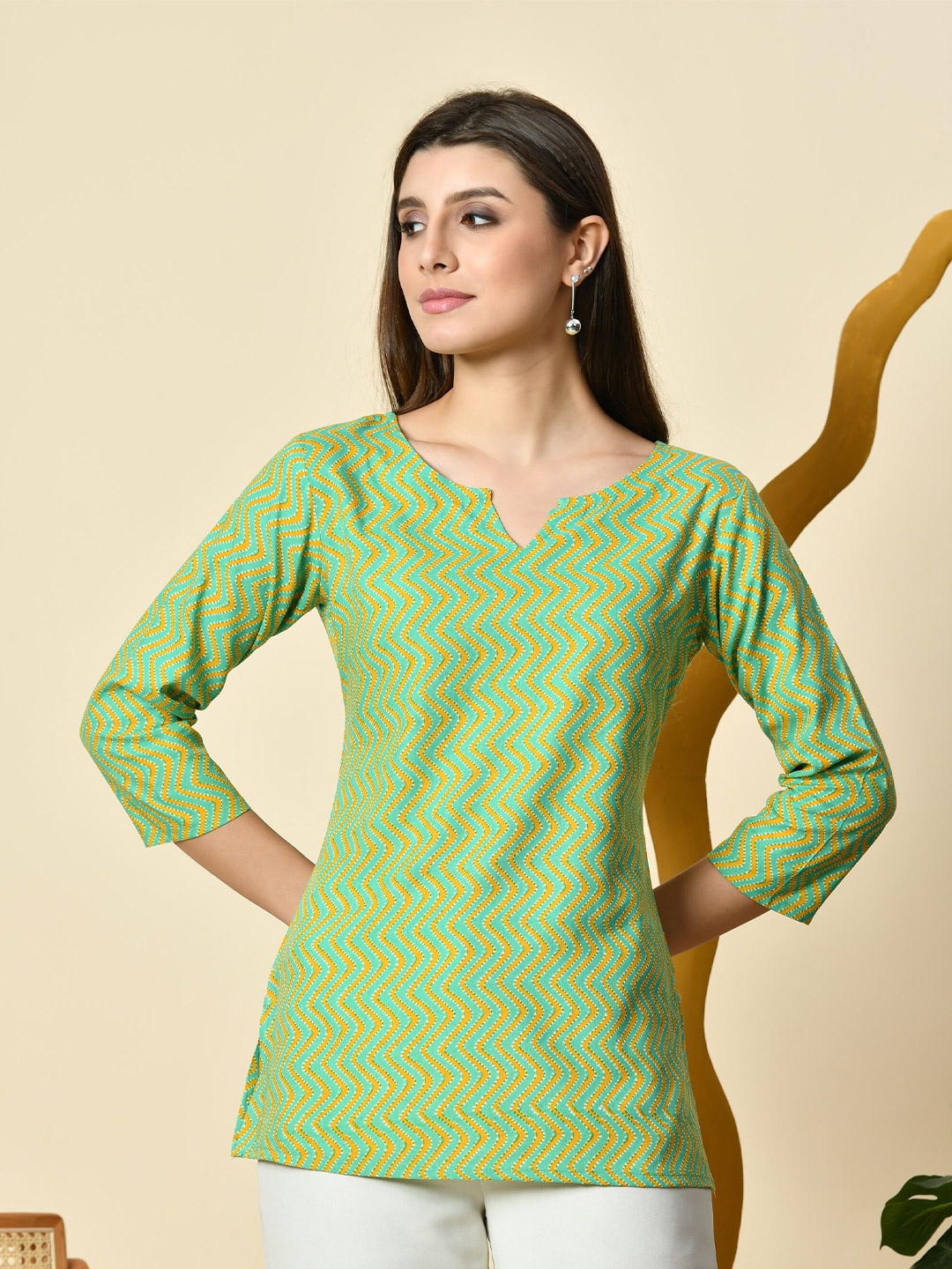 

ao services Women's Printed Rayon Tunic, Green