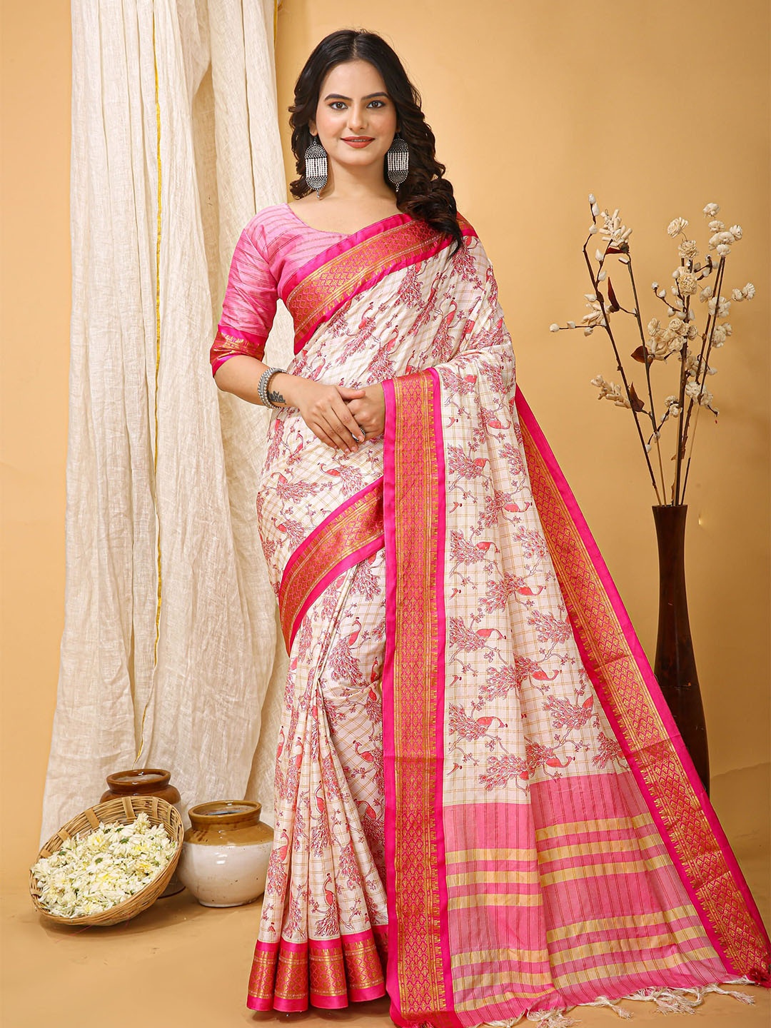 

HERE&NOW Ethnic Motifs Printed Zari Chanderi Saree, Off white