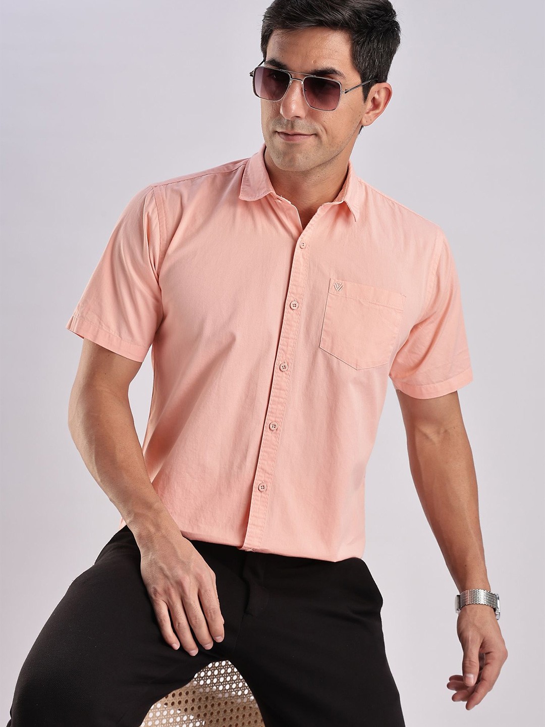 

BS BLUE SQUAD Men Solid India Slim Fit Cotton Casual Shirt, Pink