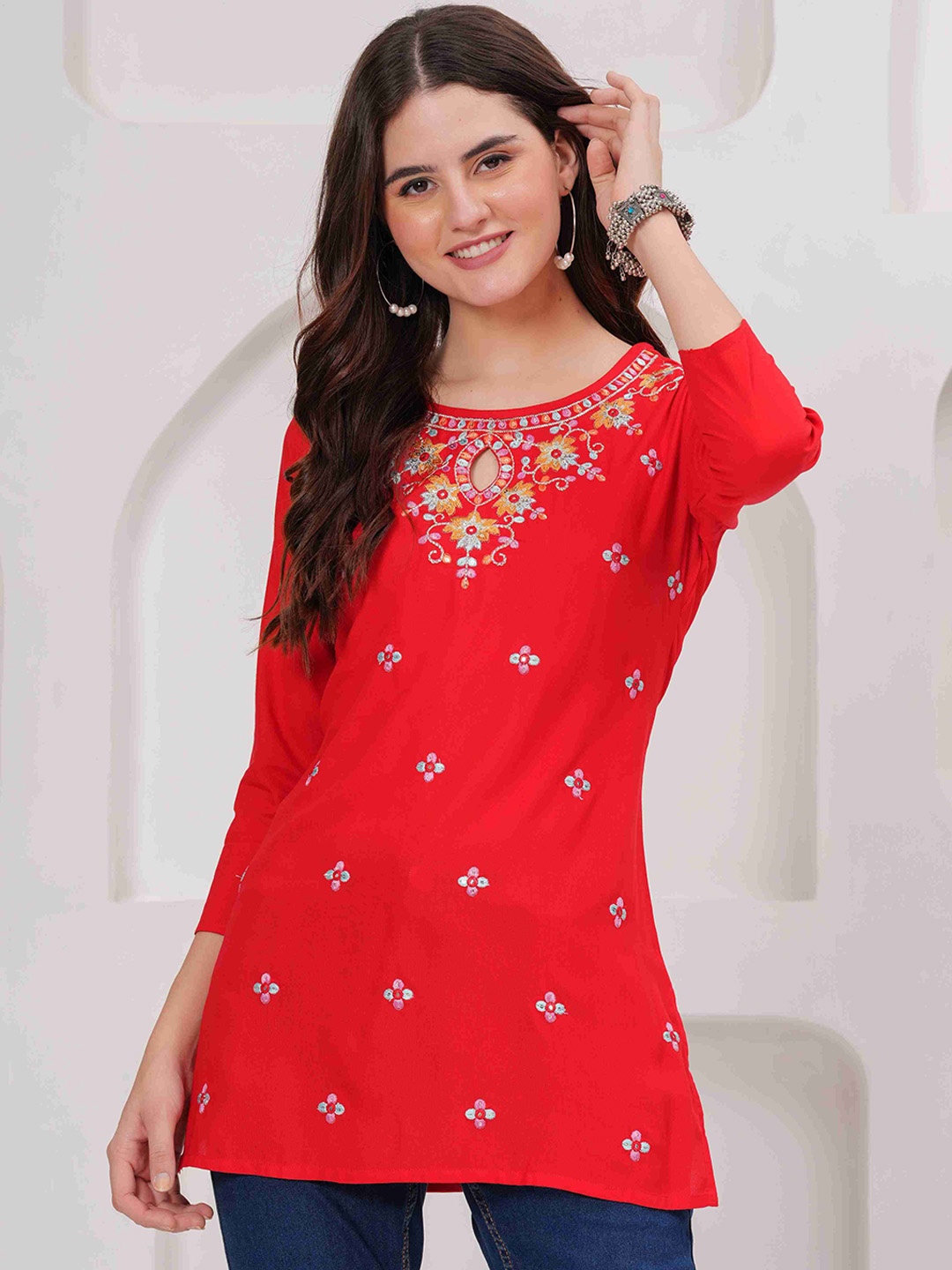 

ALEXEY JAY Ethnic Motifs Embroidered Sequinned Kurti, Red