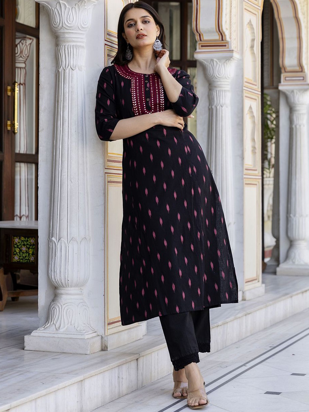 

Pistaa Geometric Printed Mirror Work Round Neck Pure Cotton A-Line Kurta with Trouser, Black