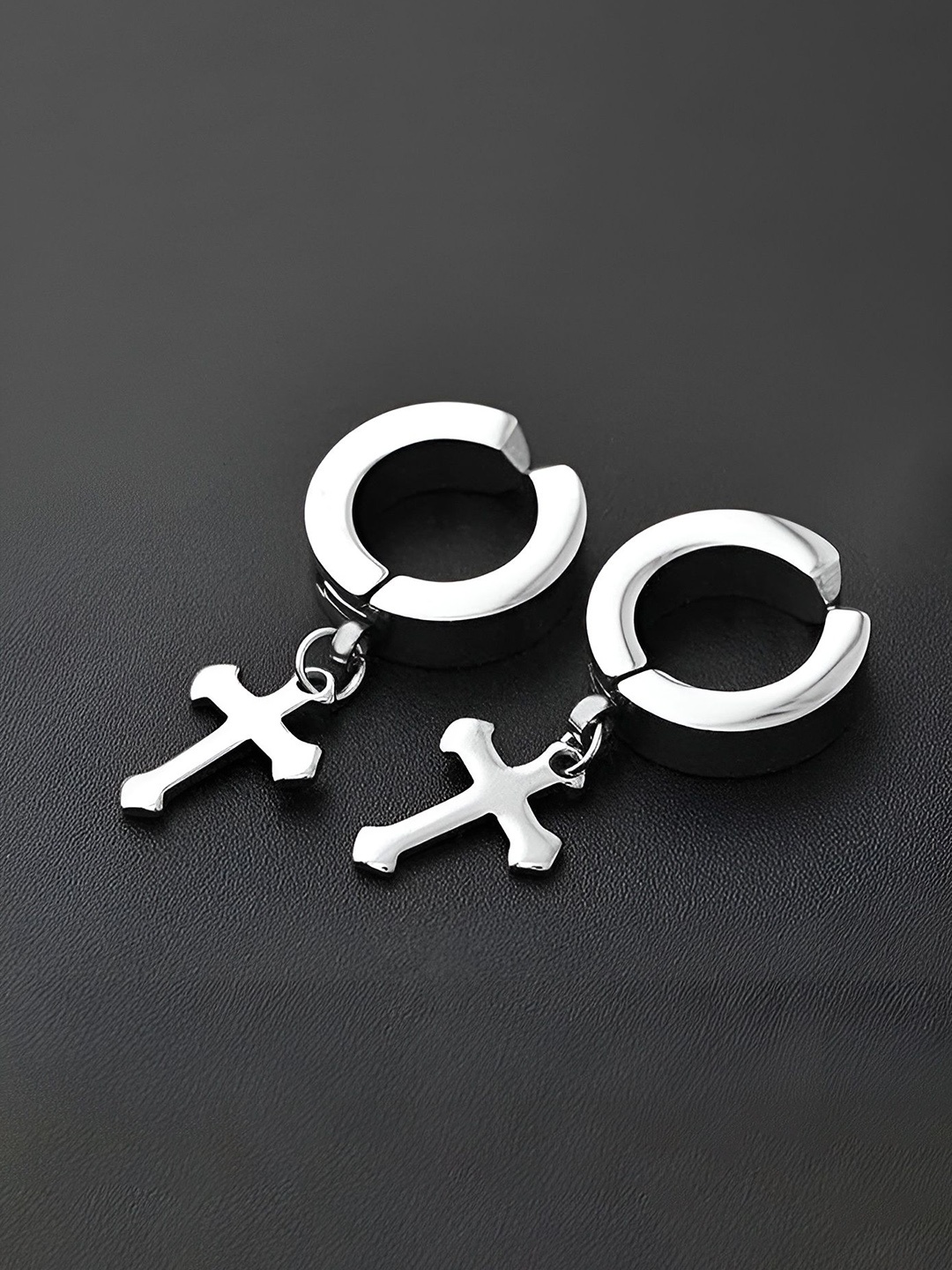 

JMBW INTERNATIONAL Silver-Plated Contemporary Hoop Earrings