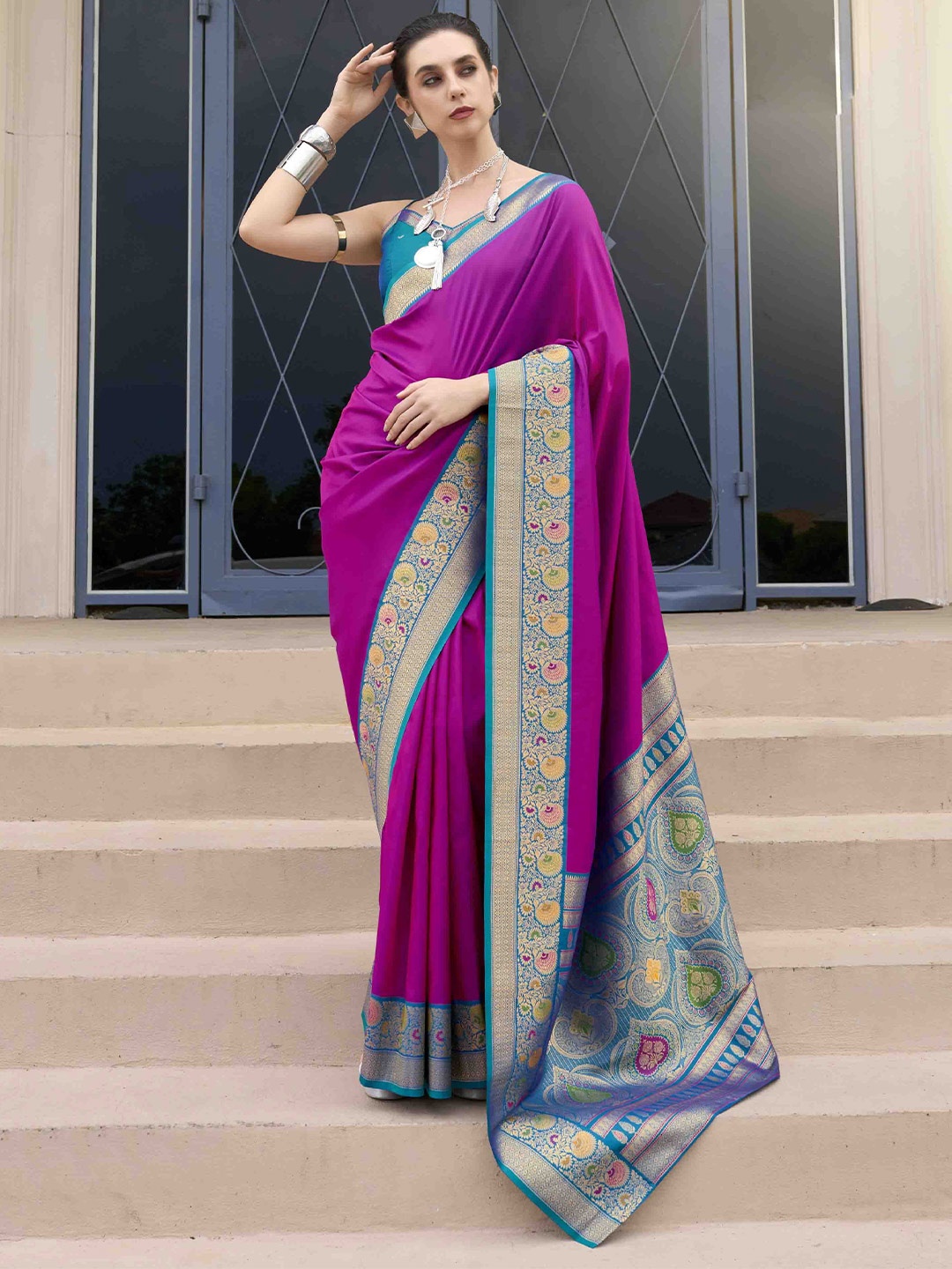 

Mitera Ethnic Motifs Woven Design Zari Banarasi Saree, Purple