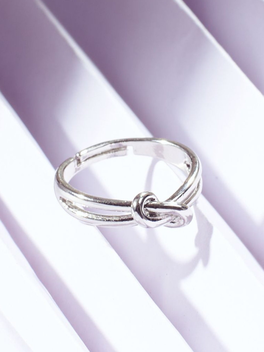 

SALTY Women & Girls Love Knot Silver Adjustable Finger Ring