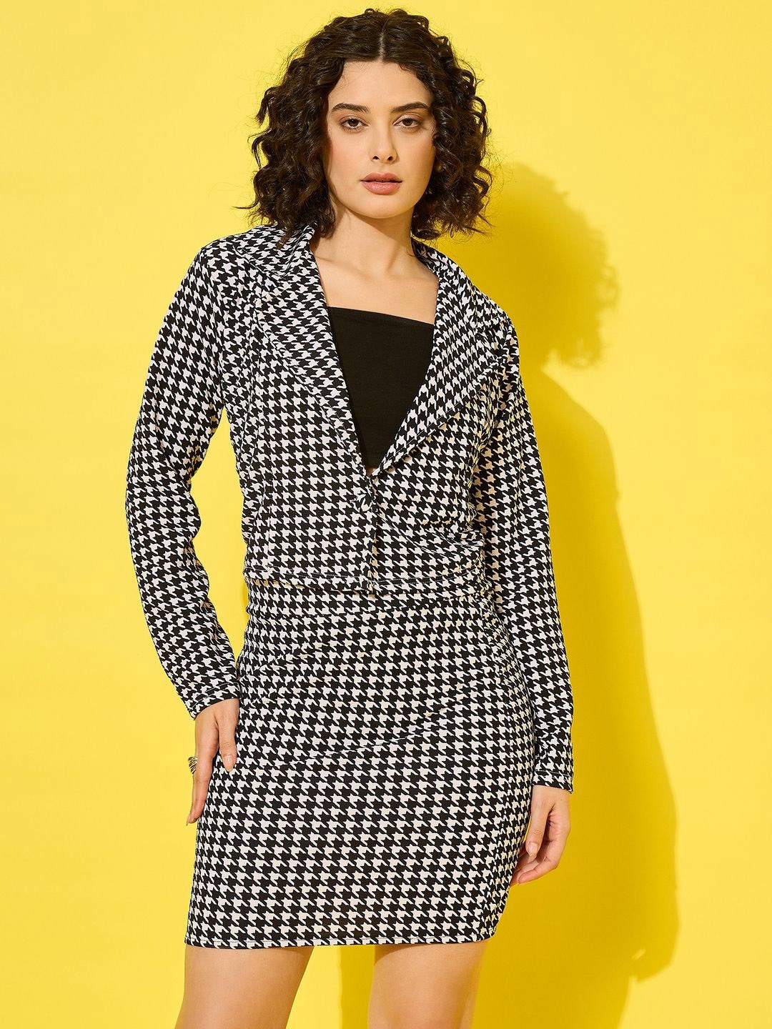

BUY NEW TREND Houndstooth Lapel Collar Blazer With Skirt And Crop Top, Black