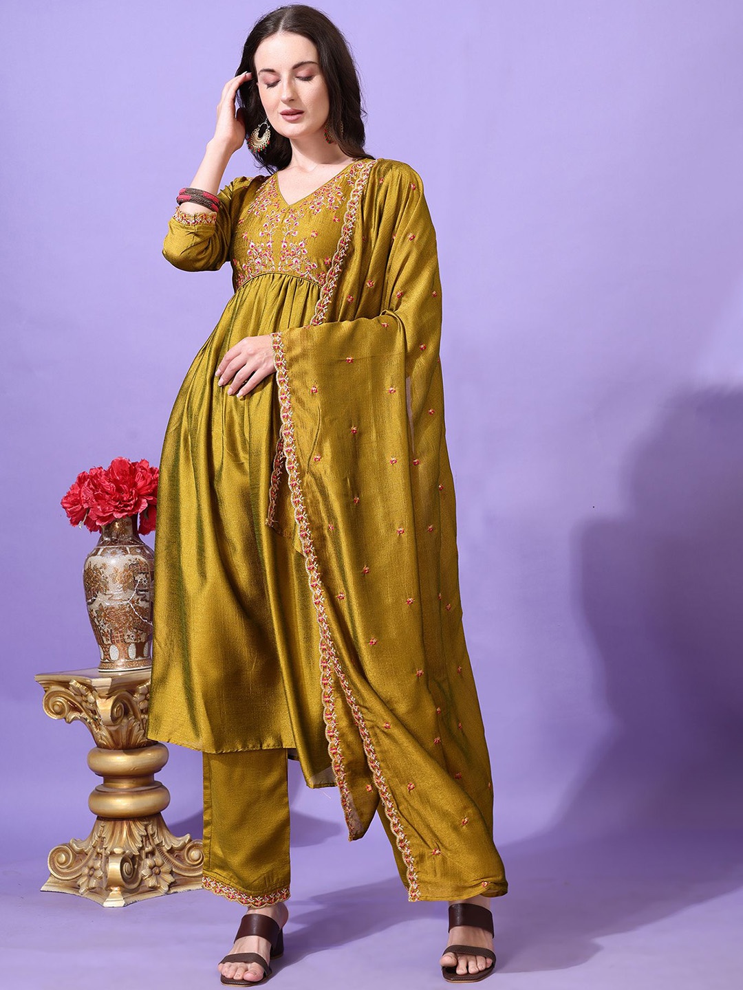 

KALINI Women Ethnic Motifs Embroidered Regular Thread Work Kurta with Palazzos & With Dupatta, Yellow