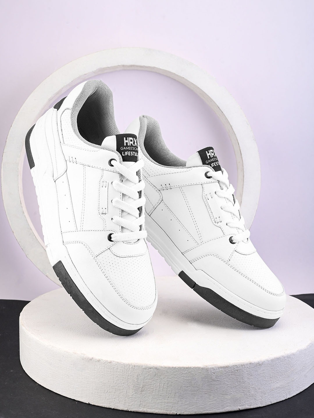 

HRX by Hrithik Roshan Men PU Sneakers, White